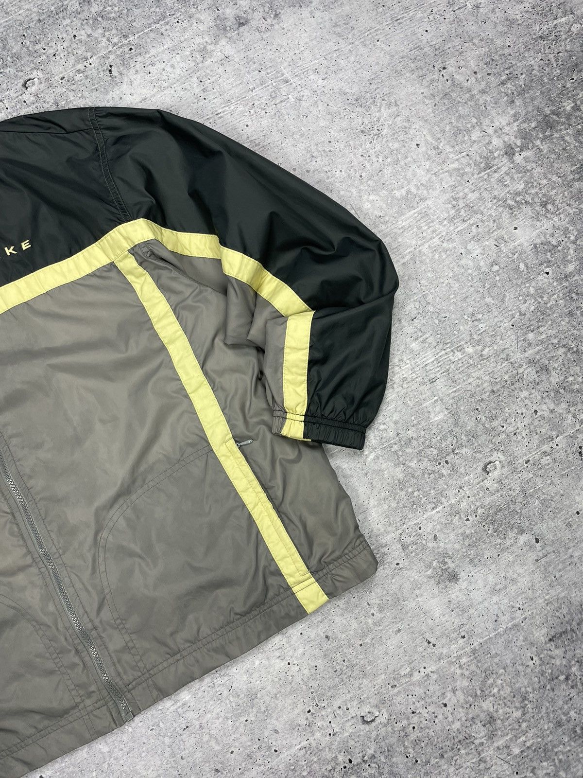 Nike × Vintage Vintage Nike 90’s Y2K Style Drill Nylon Big Back Logo Bomber Size US S / EU 44-46 / 1 - 4 Thumbnail