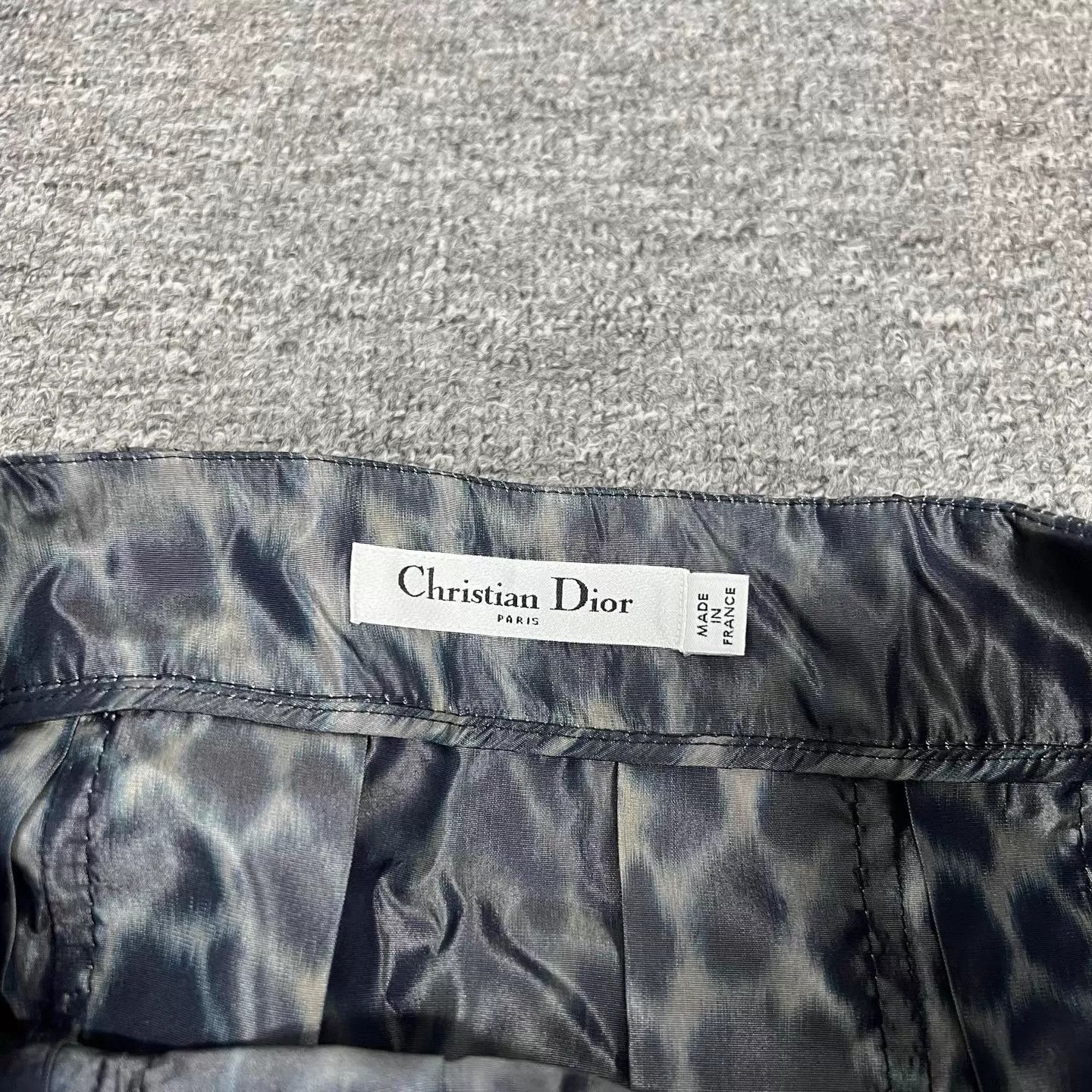 Dior Dior Runway Leopard Silk Belted A-line Skirt 34 Women's New Size 25" / US 0 / IT 36 - 6 Thumbnail