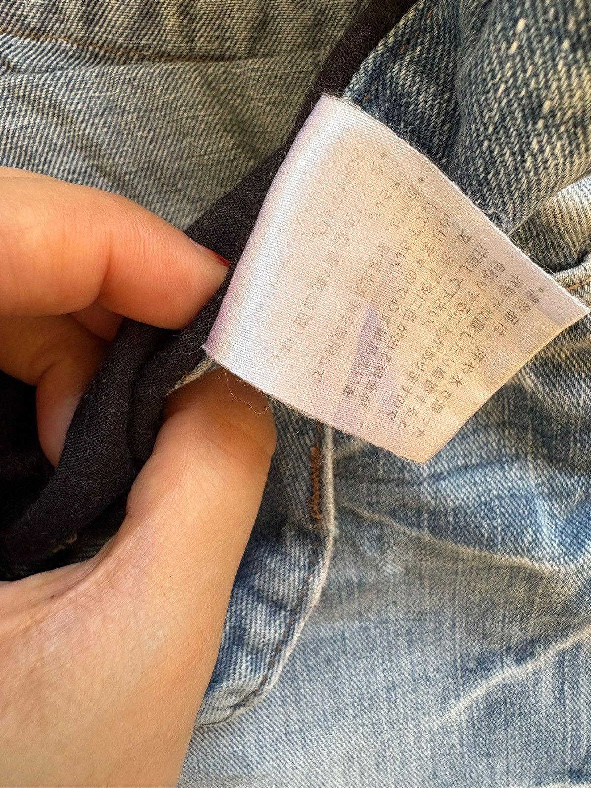 Japanese Brand Vintage Japanese Brand Faded Wash Distressed Jeans Size US 33 - 12 Thumbnail