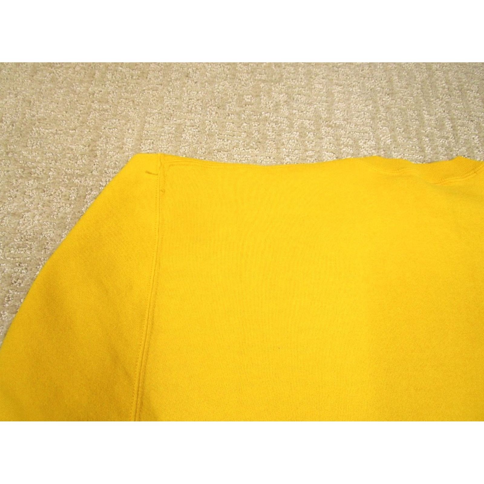 Russell Athletic VINTAGE Russell Athletic Sweatshirt Mens Large Crewneck Pullover USA 90s Yellow Cotton Polyester Knit Logo Sweatshirt Mens 90s Retro USA Size US L / EU 52-54 / 3 - 4 Thumbnail