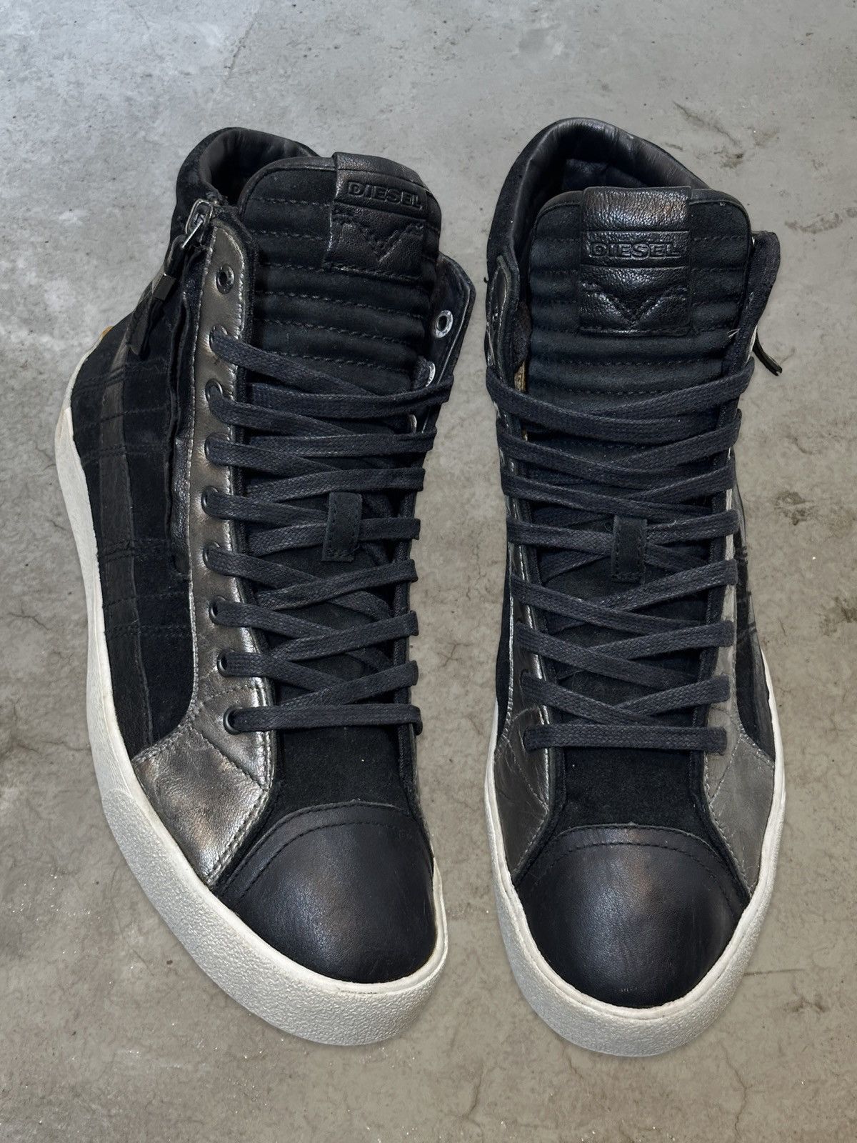 Diesel (FW17) D-STRING PLUS HI TOP Size US 10 / EU 43 - 1 Thumbnail