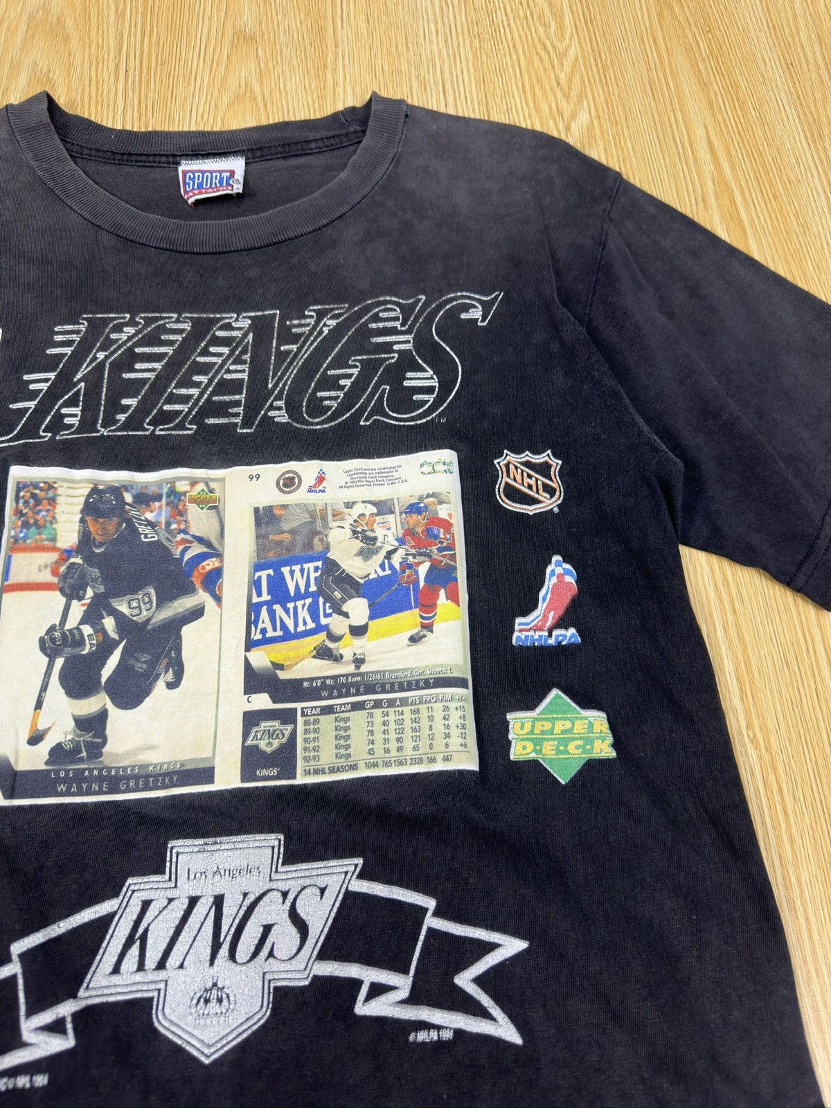 NHL Vintage LA Kings NHL Faded TShirt A895 Size US M / EU 48-50 / 2 - 4 Thumbnail