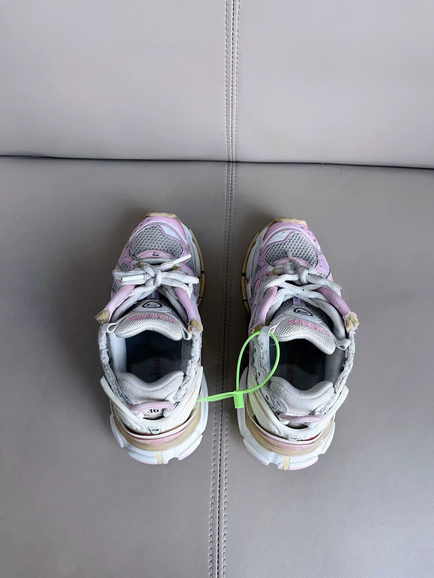 Balenciaga balenciaga low-top sneakers Size US 5.5 / IT 35.5 - 2 Thumbnail