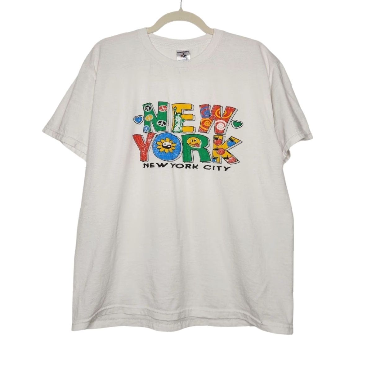 Jerzees VINTAGE New York Tourist Destination Shirt Art Peace Smiley Statue Liberty L Unisex Adults L White Jerzees Shirt Size US L / EU 52-54 / 3 - 2 Thumbnail