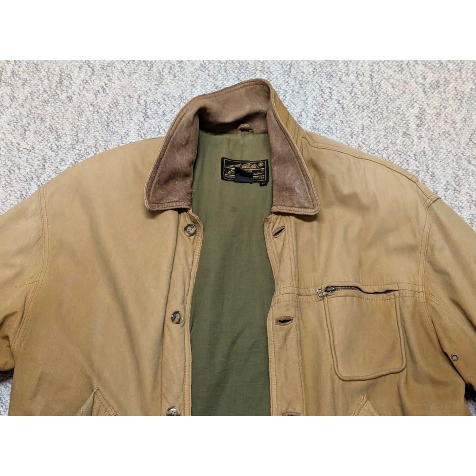 Eddie Bauer VINTAGE Eddie Bauer Field Coat Men's Leather 44 Brown broke-in patina 44 chest 44 in 44 Mens Size US L / EU 52-54 / 3 - 4 Thumbnail