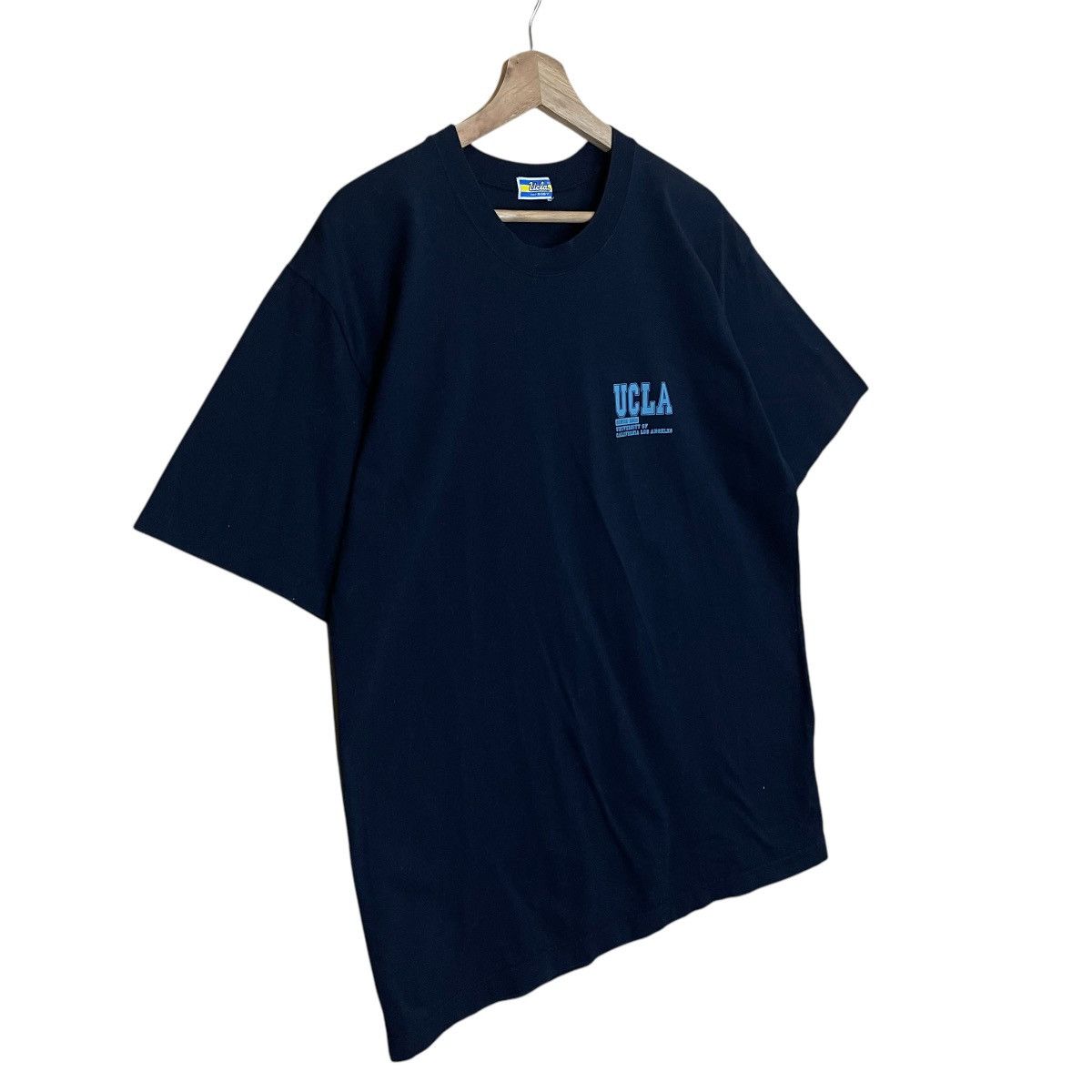 Vintage Vintage 90s UCLA Shortsleeve Tee Size US M / EU 48-50 / 2 - 2 Thumbnail