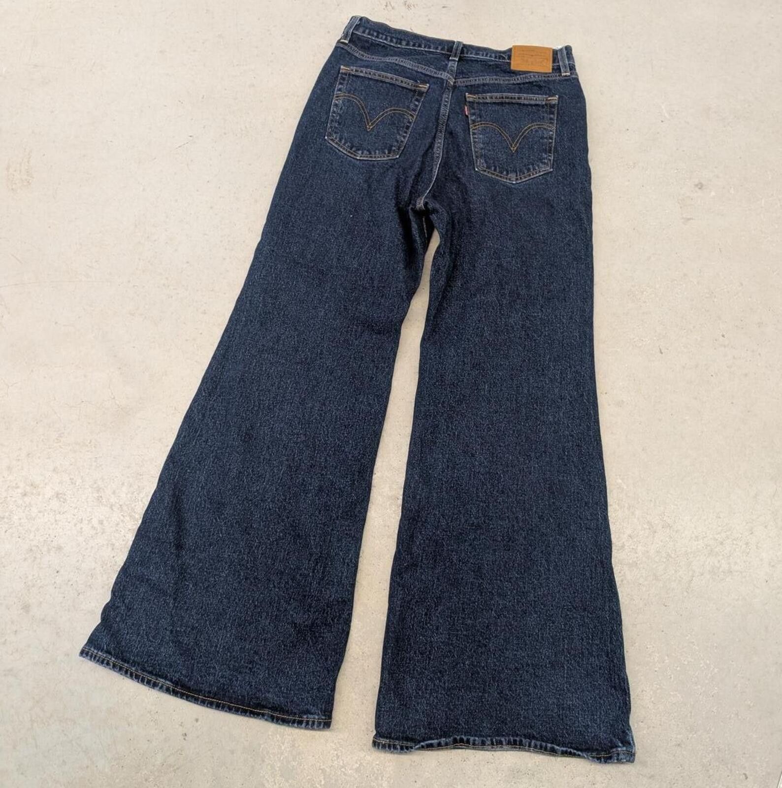 Levi's Levis Premium Collection Ribcage Bell Bottom Flare Jeans Size 31" - 1 Thumbnail