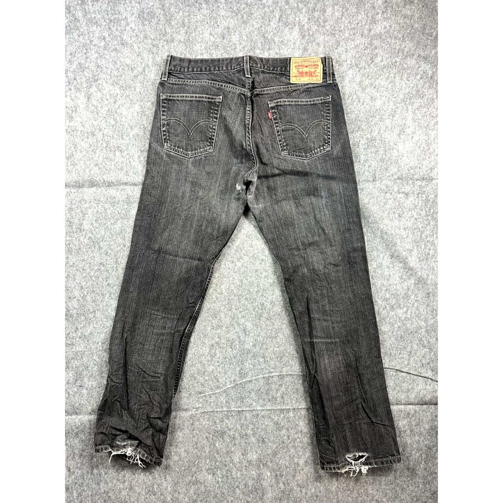 Levi's VINTAGE Levi's 514 Jeans Mens Black Slim Straight Leg Distressed 34x32 Regular Waist 34 Inseam 32 Pockets 5-Pocket Denim Cotton USA 500 Series Size US 34 / EU 50 - 2 Thumbnail