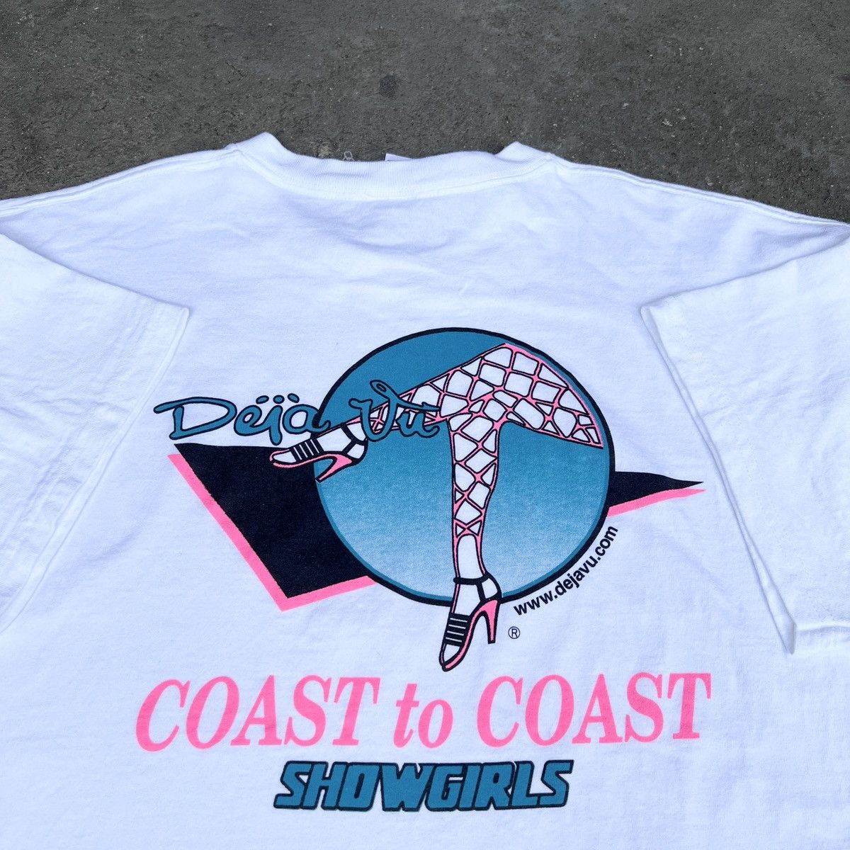 Vintage Vintage Y2K Deja Vu Showgirls Promo Tee XL Stripper Size US XL / EU 56 / 4 - 1 Thumbnail