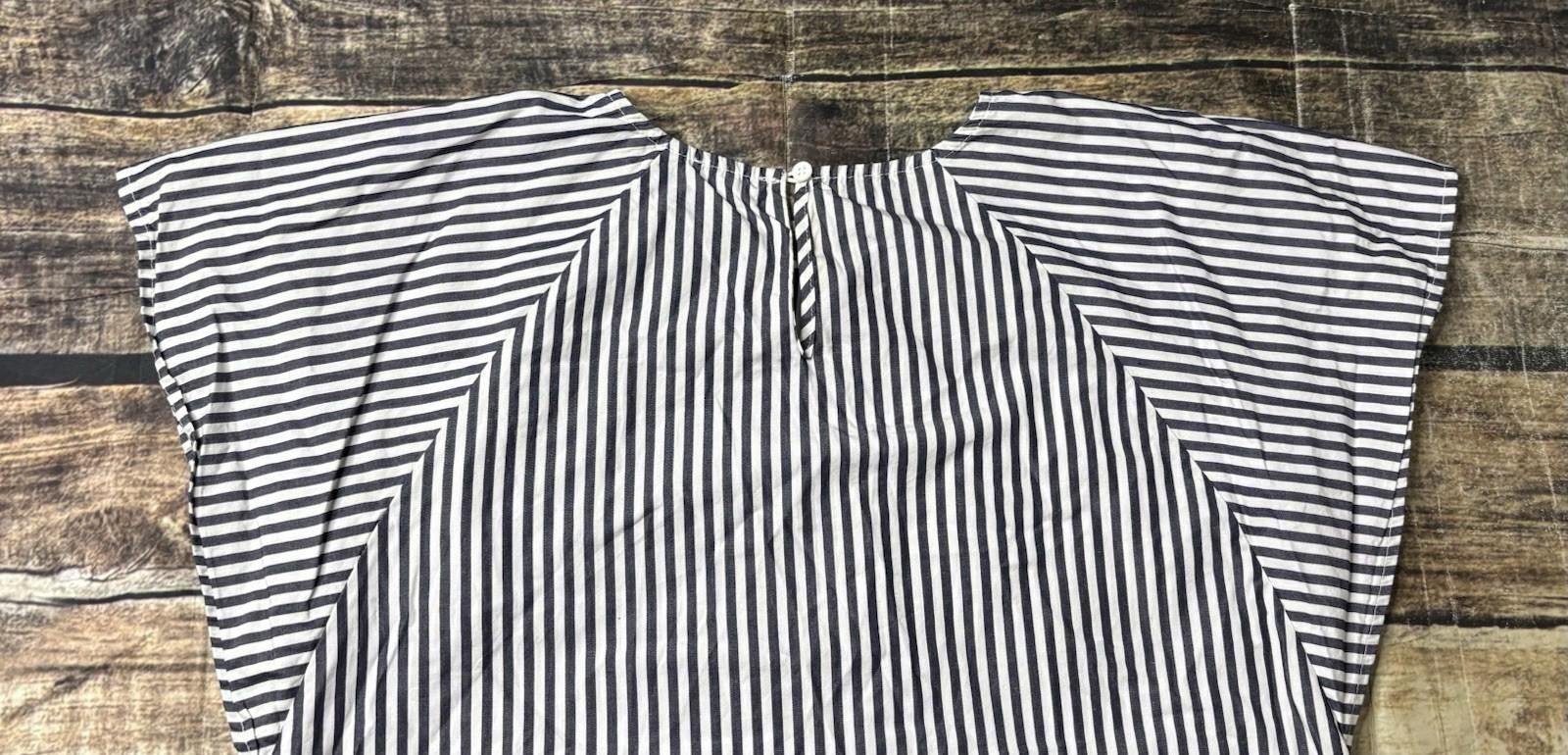 Saks Fifth Avenue Saks Fifth Avenue Top Women's Medium Ruffle Puff Sleeves Size M / US 6-8 / IT 42-44 - 6 Thumbnail