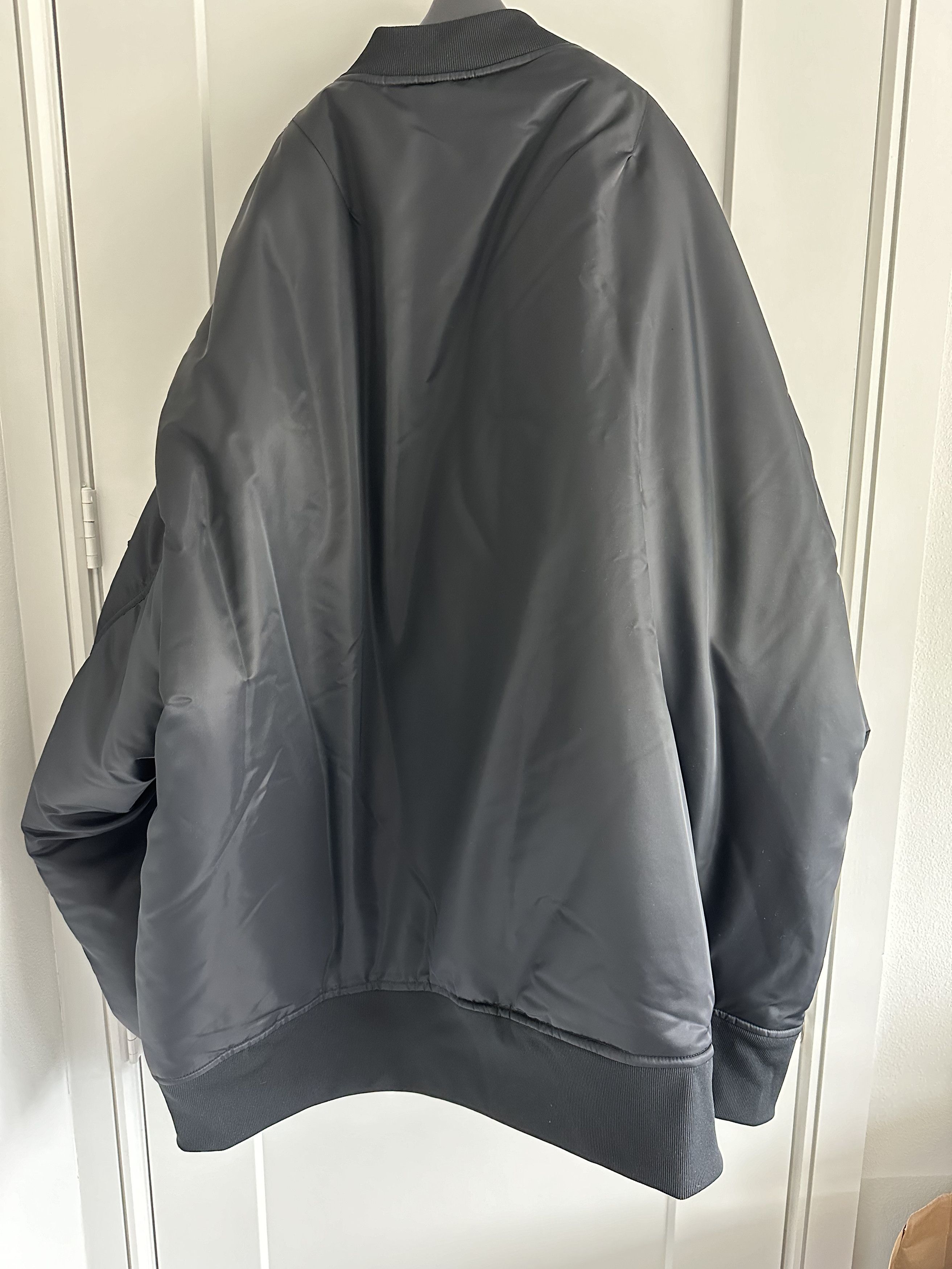Yoshio Kubo HUGE MA-1 BLOUSON Size US L / EU 52-54 / 3 - 8 Thumbnail