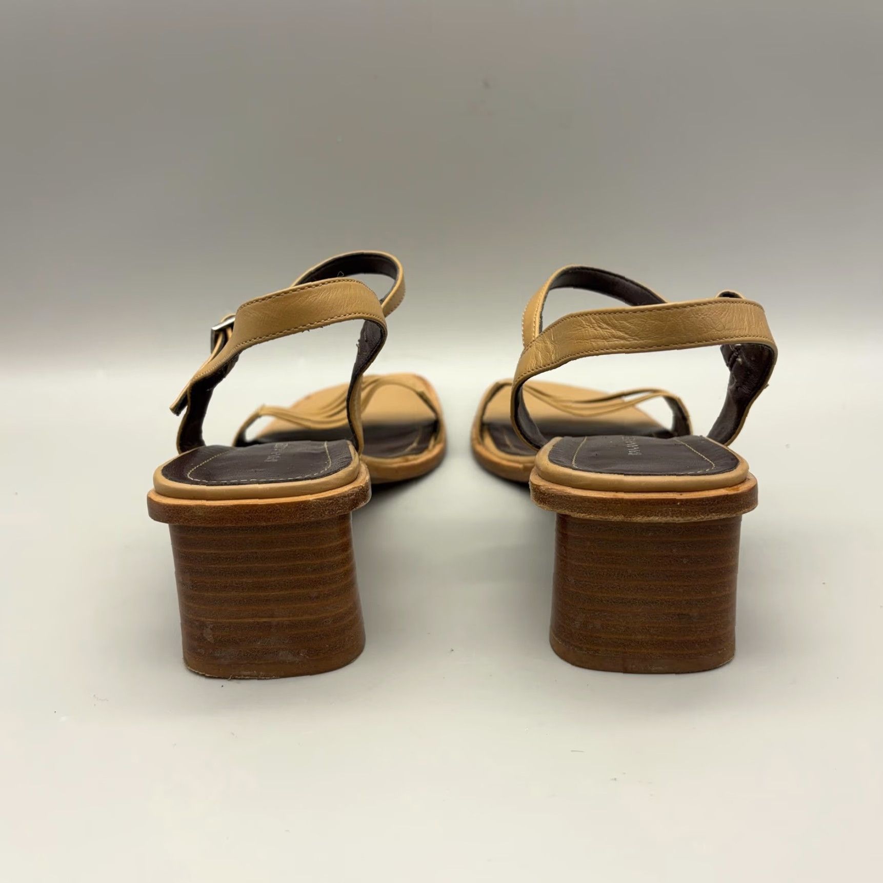 Banana Republic Banana Republic Sandals Womens Size 7 Brown Leather Slingback Block Heel Italy Vero Cuoio Casual Dressy Size US 7 / IT 37 - 5 Thumbnail