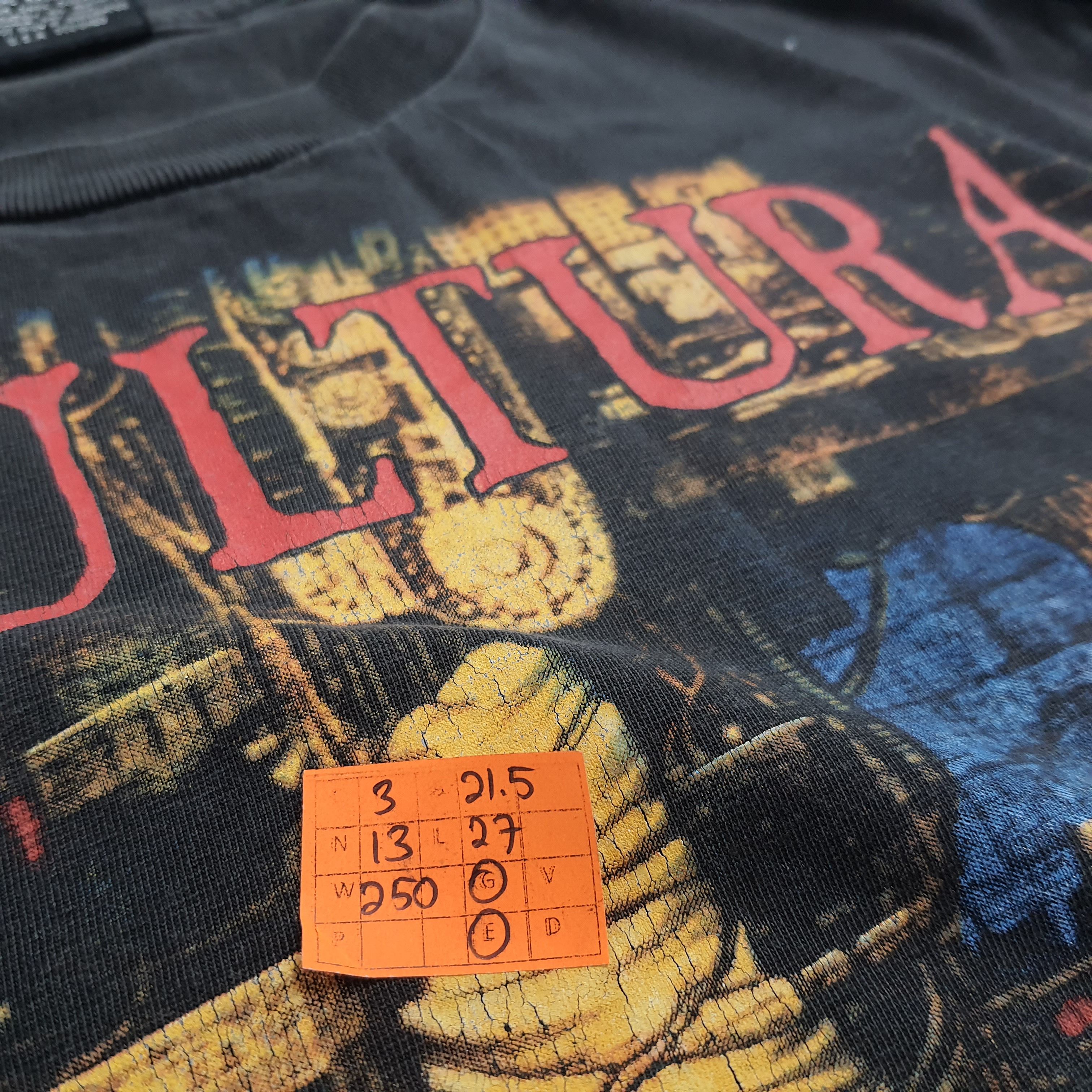 Band Tees 90's SEPULTURA Heavy Metal Band Tees Size US L / EU 52-54 / 3 - 9 Thumbnail