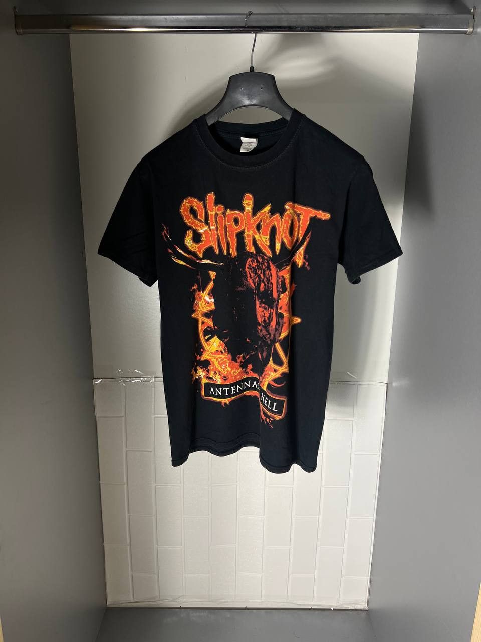 Band Tees VINTAGE SLIPKNOT WORLD TOUR ROCK T-SHIRT METAL PUNK Y2K 90s Size US M / EU 48-50 / 2 - 1 Thumbnail