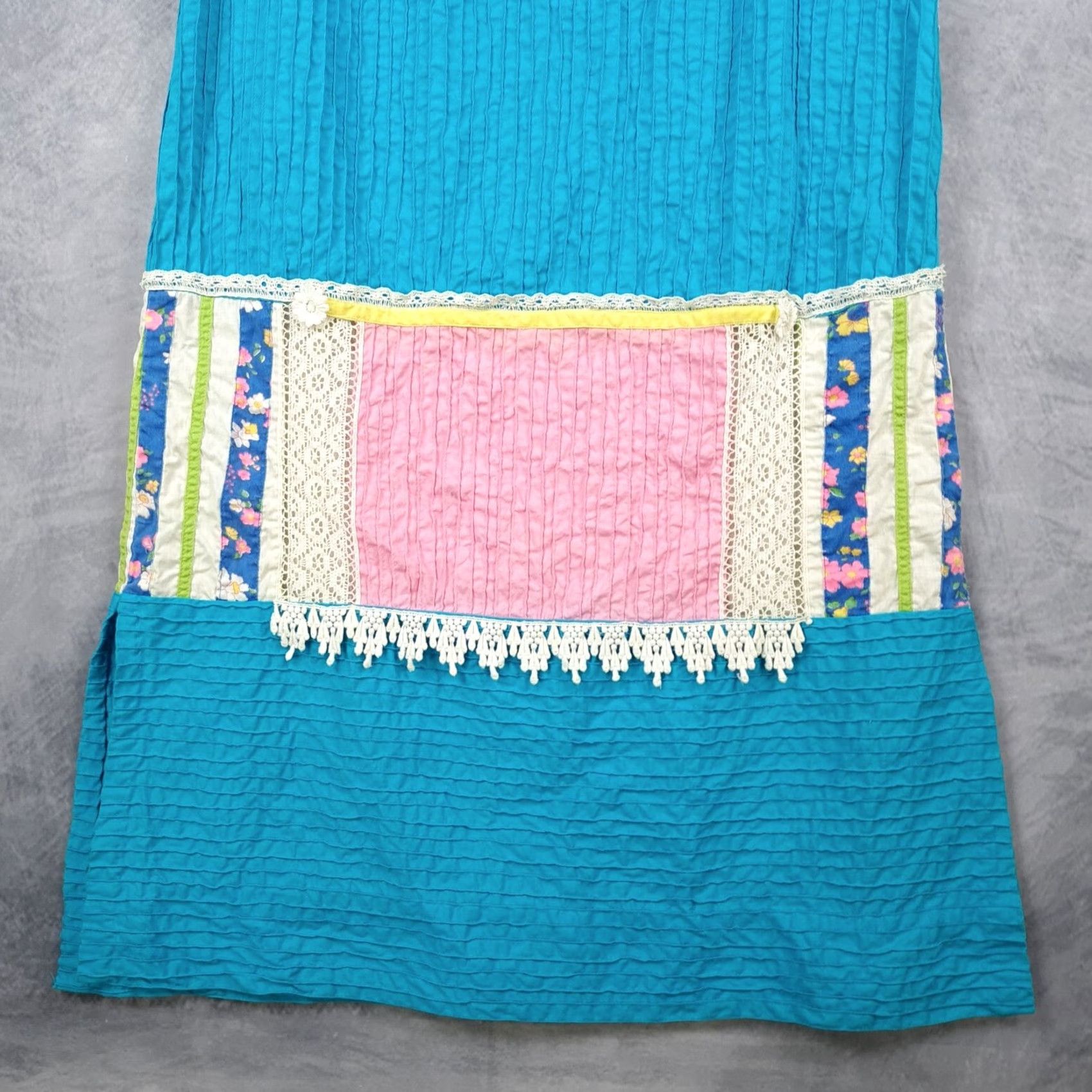 Folk VINTAGE Georgia Charuhas Maxi Dress Womens 8 Mexican Prairie Folk Eclectic Frida Dress Blue 70s 3/4 Sleeve Bell Mock Neck Casual Party/Cocktail Size M / US 6-8 / IT 42-44 - 7 Thumbnail