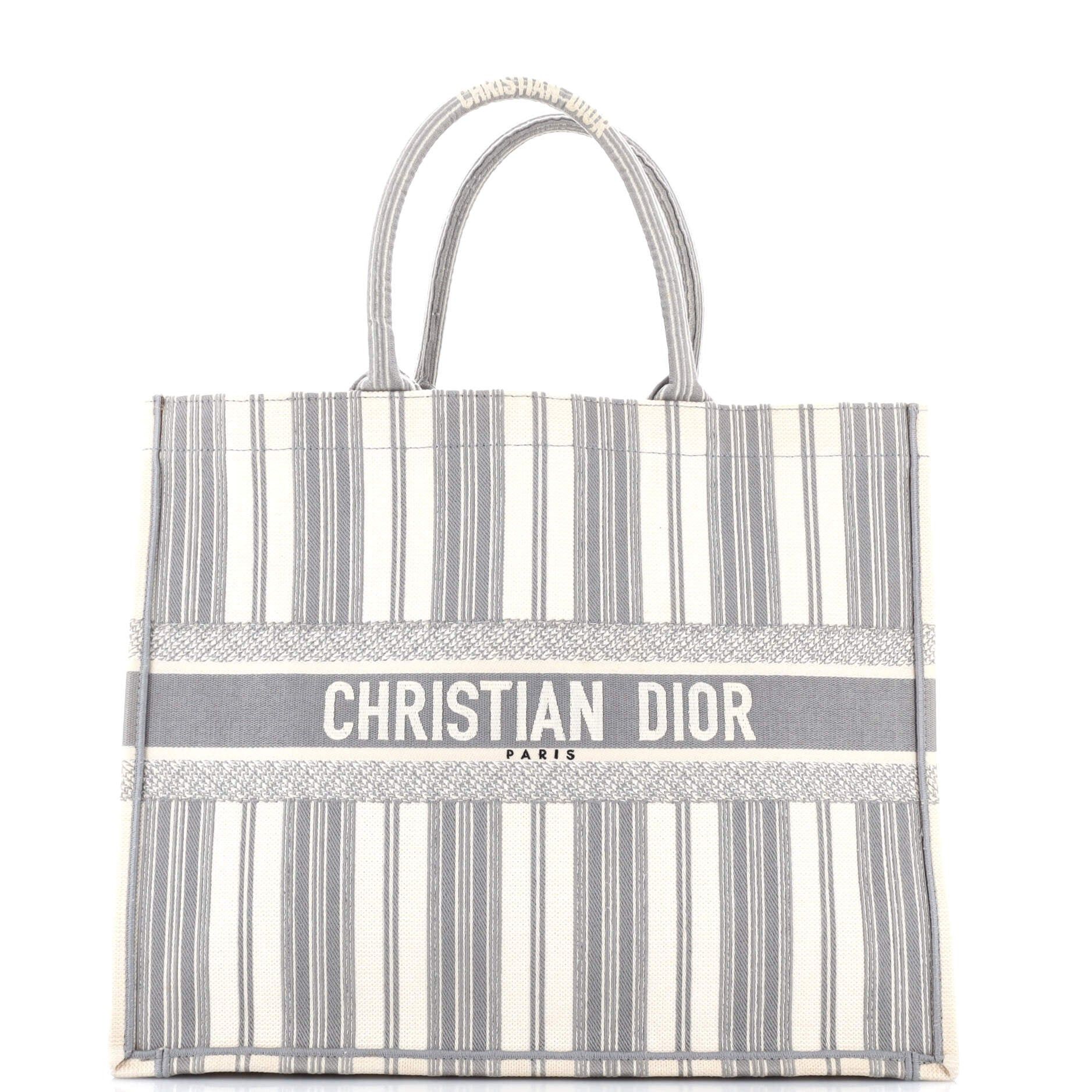 Dior Book Tote Size ONE SIZE - 1 Thumbnail
