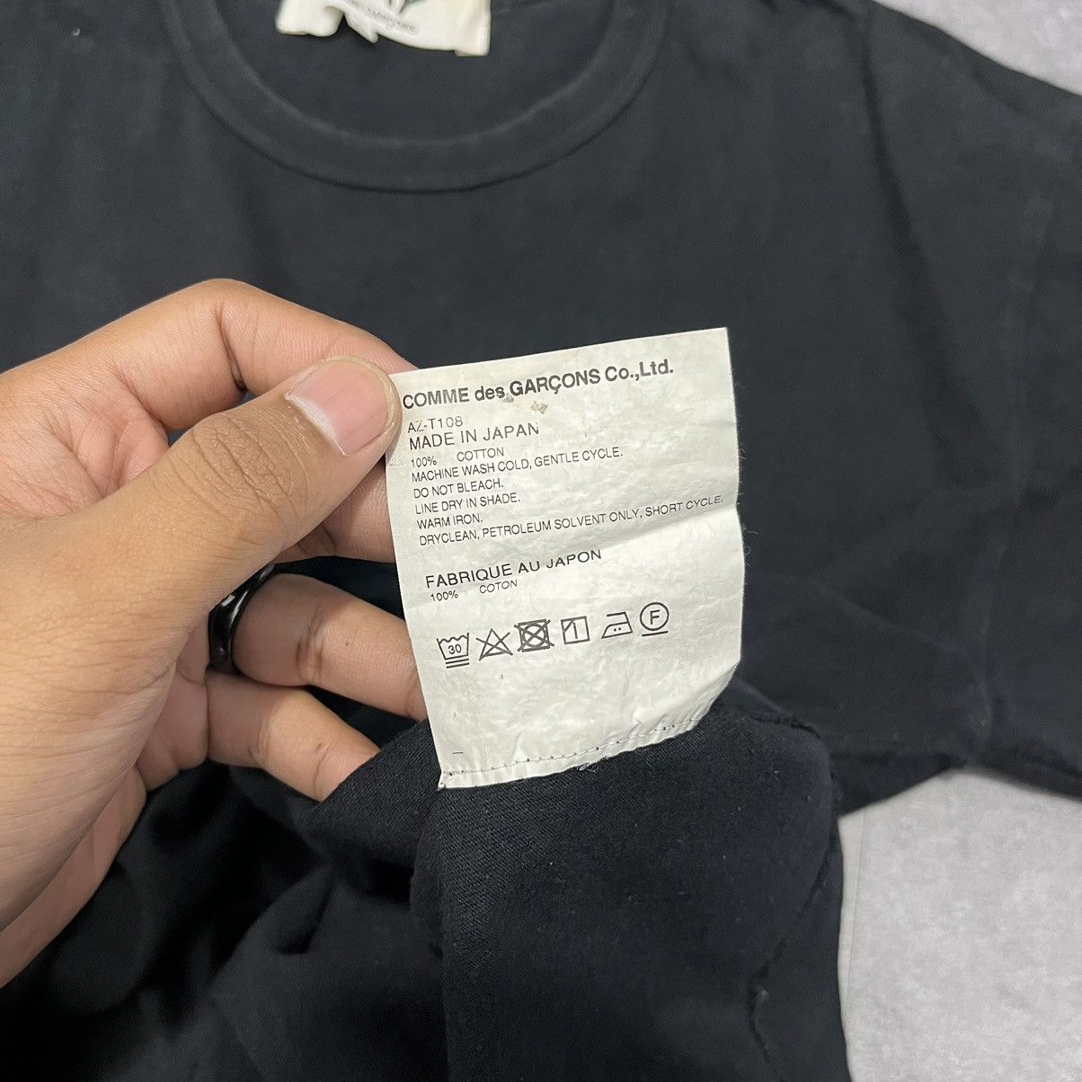 Comme des Garcons PLAY Comme Des Garcons Red Heart Tee AZ-T108 AD2019 Size US XL / EU 56 / 4 - 4 Thumbnail