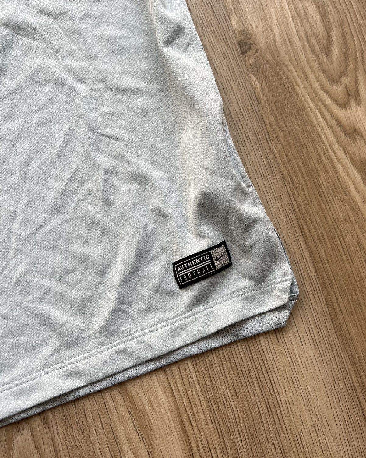Nike × Vintage Vintage 2017 Nike Tottenham Football T-Shirt Soccer Jersey Size US L / EU 52-54 / 3 - 3 Thumbnail