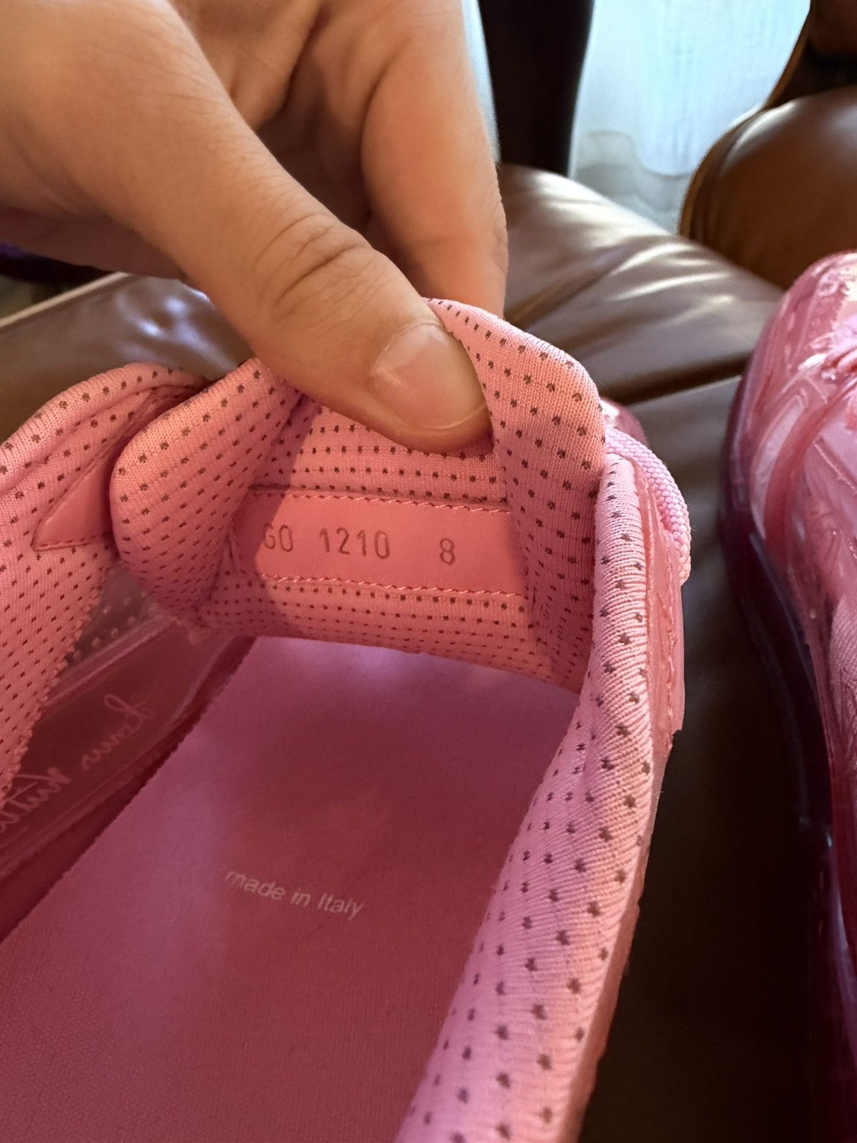 Louis Vuitton Louis Vuitton X Virgil Abloh Pink Transparent Size US 9.5 / EU 42-43 - 5 Thumbnail