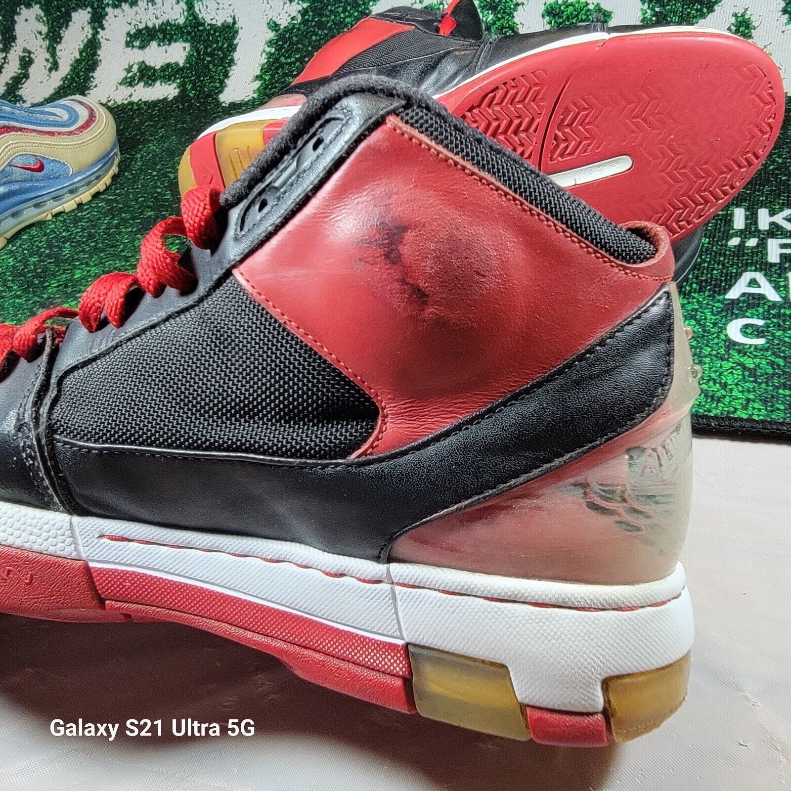 Nike NIKE Air Jordan Old School 2 Size 11.5 Bred Toe Red & Black Size US 11.5 / EU 44-45 - 10 Thumbnail