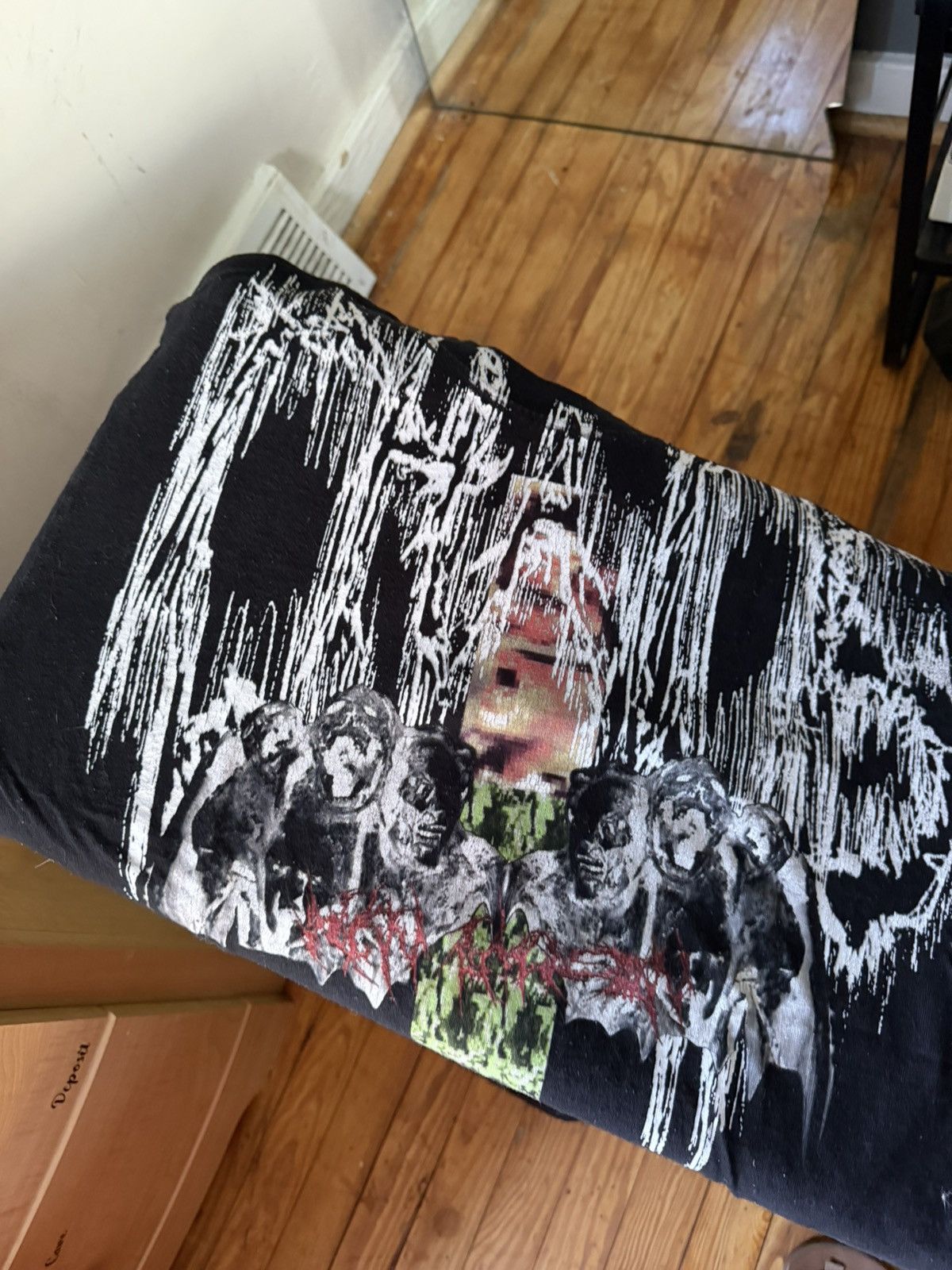 Ken Carson A GREAT CHAOS SHIRT FROM THE TOUR SIZE M Size US M / EU 48-50 / 2 - 4 Thumbnail