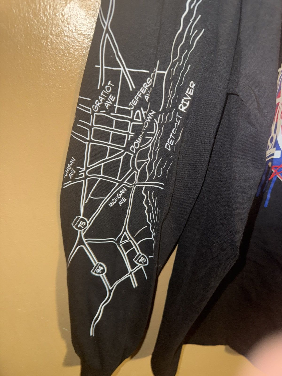 NBA 313 Day Detroit BBall Graphic Long Sleeve Tee Black men XL Size US XL / EU 56 / 4 - 4 Thumbnail