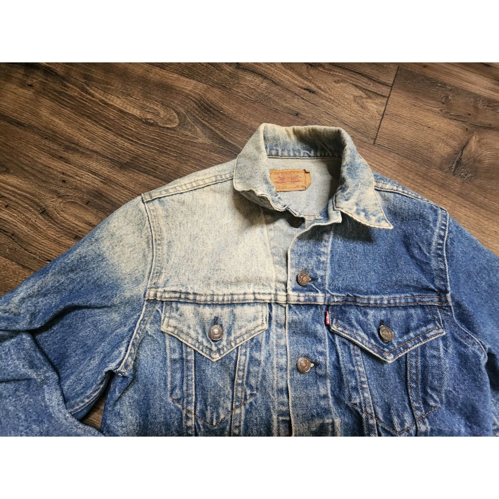 Levi's VINTAGE Levi's Denim Trucker Jacket Size 38R Blue Red Tag 70506-0216 Casual Motorcycle Mens Size US 38 / EU 54 - 5 Thumbnail