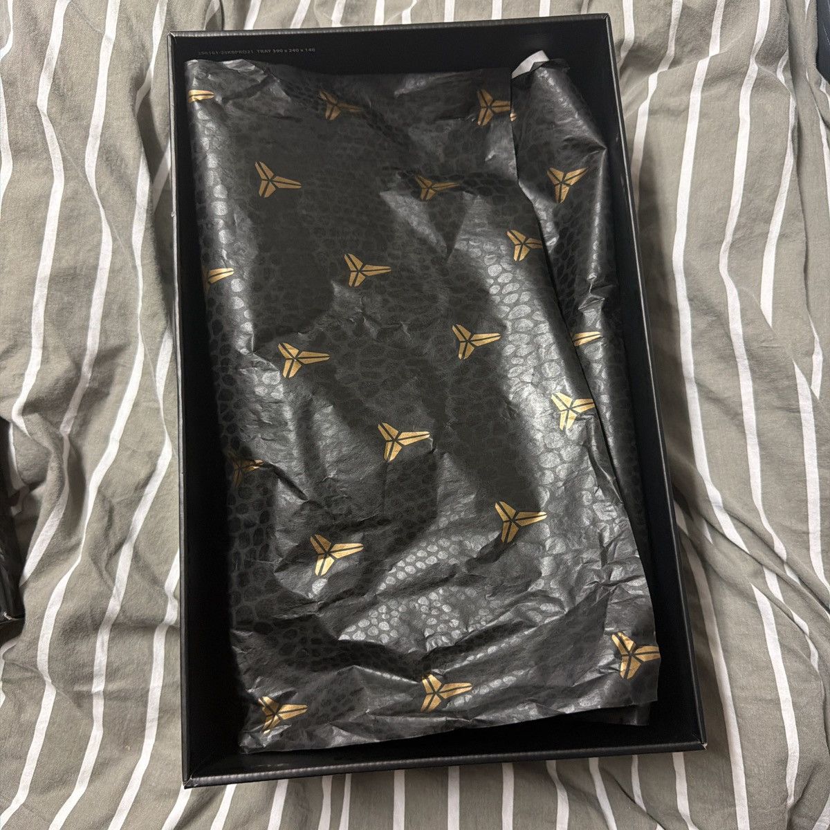 Nike Kobe 6 box size 16 ONLY BOX!!! Size ONE SIZE - 3 Thumbnail