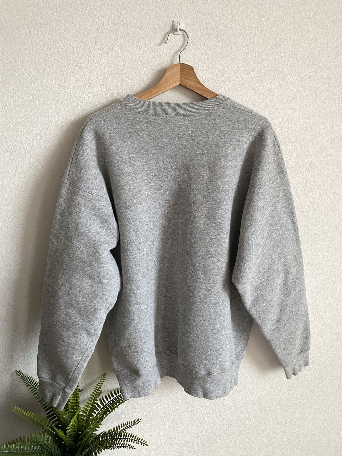 Vintage Vintage 00s Wisconsin University Crewneck Sweatshirt Size US XXL / EU 58 / 5 - 4 Thumbnail