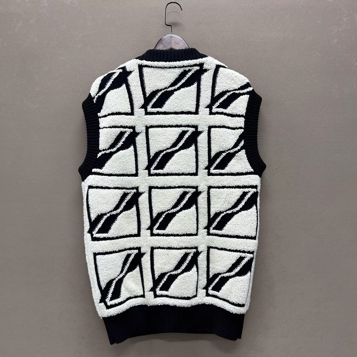 WE11DONE we11done 99 New knit vest Size S ys001443 Size US S / EU 44-46 / 1 - 2 Thumbnail