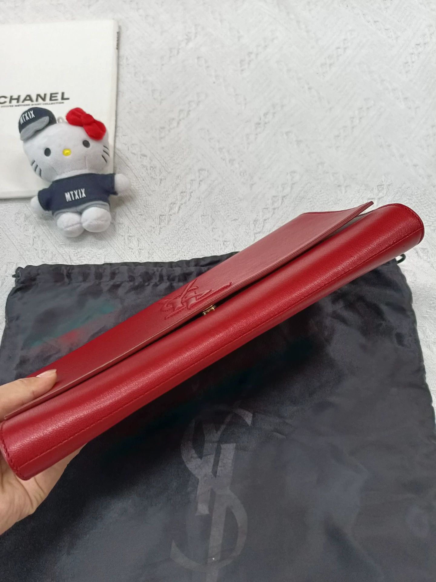 Yves Saint Laurent YSL Red Clutch 28x16.5 Size ONE SIZE - 6 Thumbnail