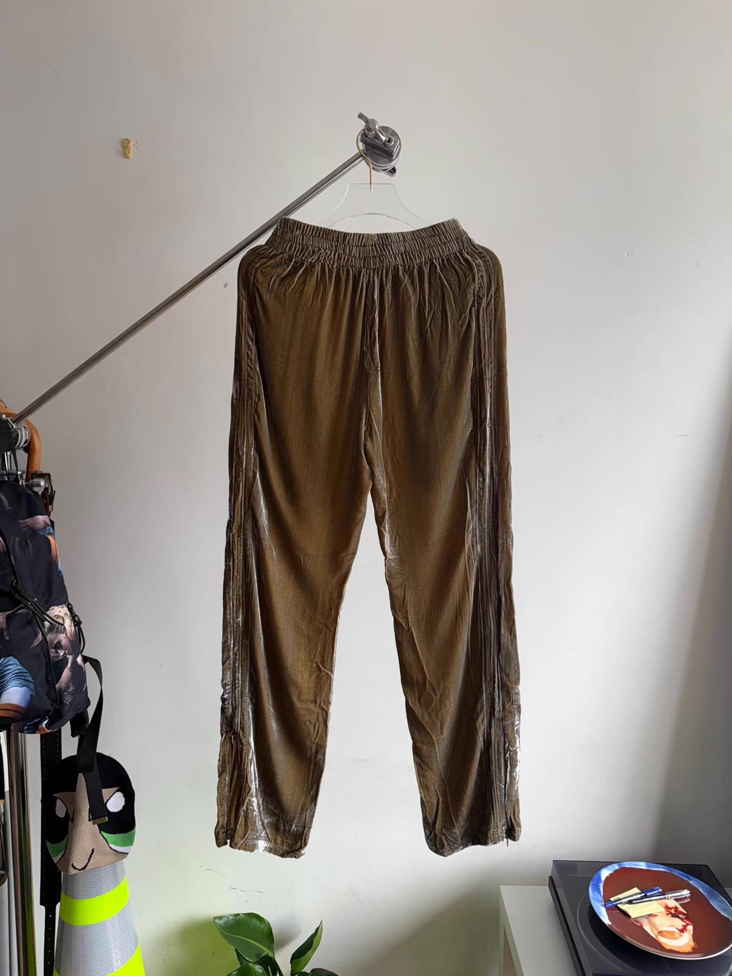 Paradoxe Paris PARADOXE velvet trousers Q17 Size US 34 / EU 50 - 1 Thumbnail