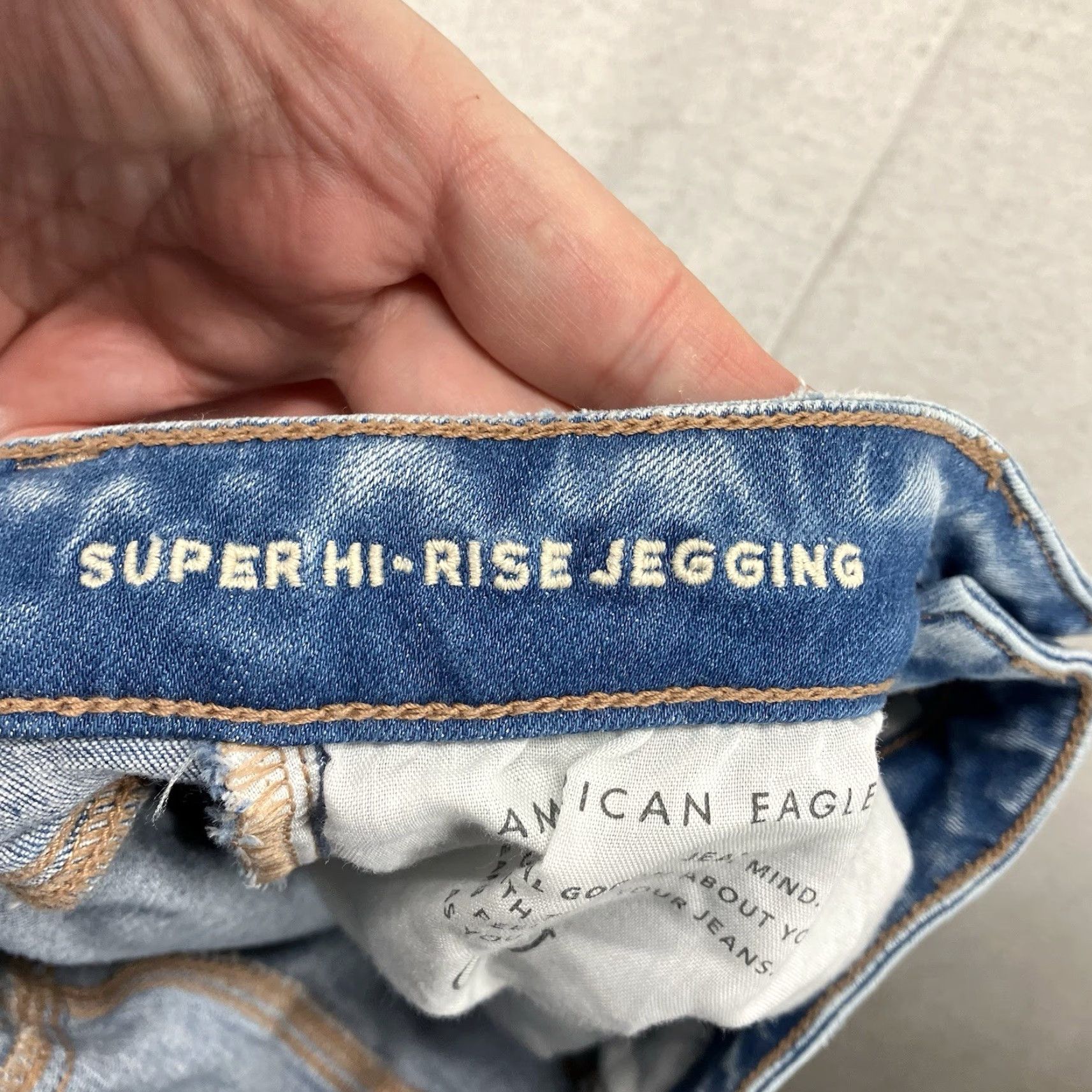 American Eagle Outfitters American Eagle Outfitters Jeggings Women 6 Short Distressed Blue Next Level Stretch Super Hi Rise 5-Pocket Design Size 28" / US 6 / IT 42 - 3 Thumbnail