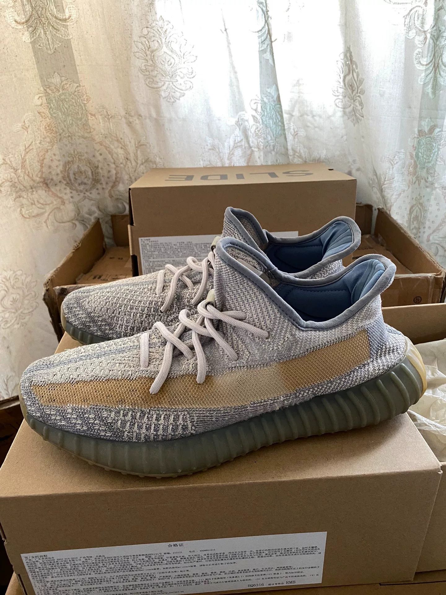 Adidas Adidas YEEZY350 Gray Lowtop Sneakers 10 Men Size US 10 / EU 43 - 1 Thumbnail