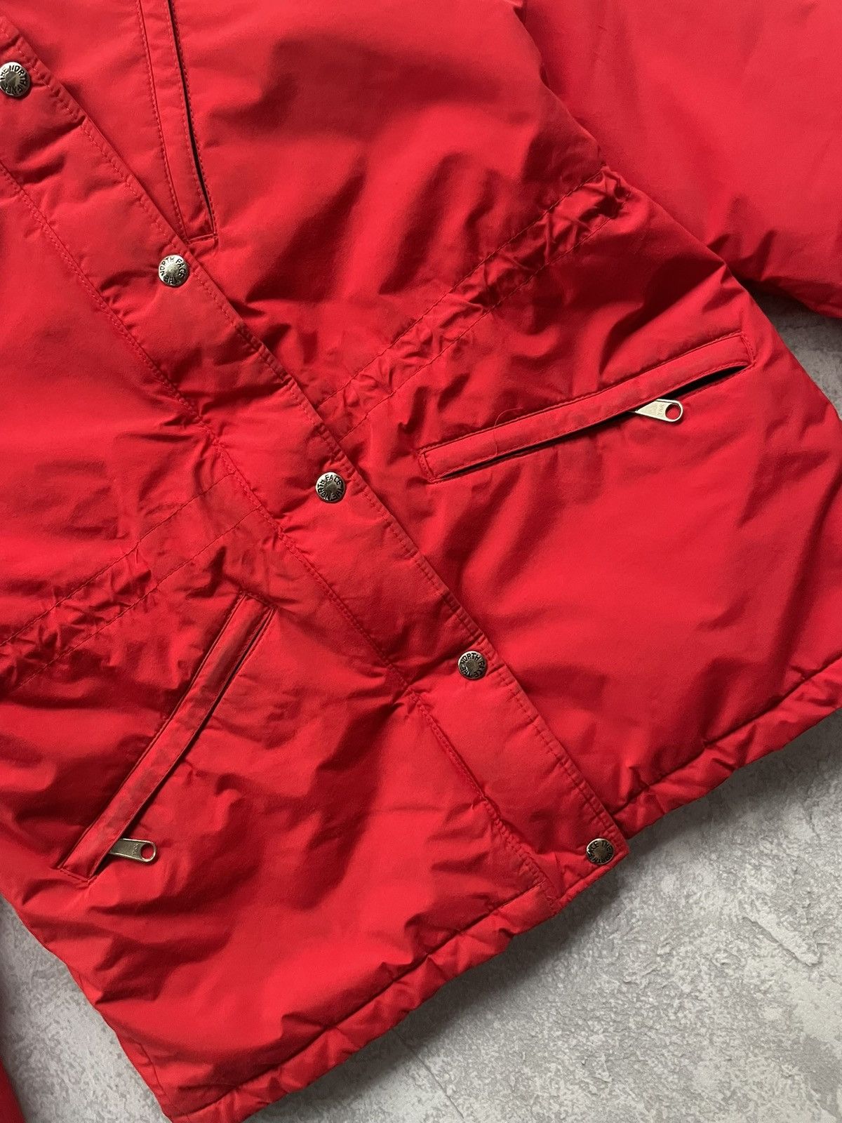 The North Face Vintage 1980s The North Face Mountain Gore-Tex Red Jacket Size US M / EU 48-50 / 2 - 3 Thumbnail