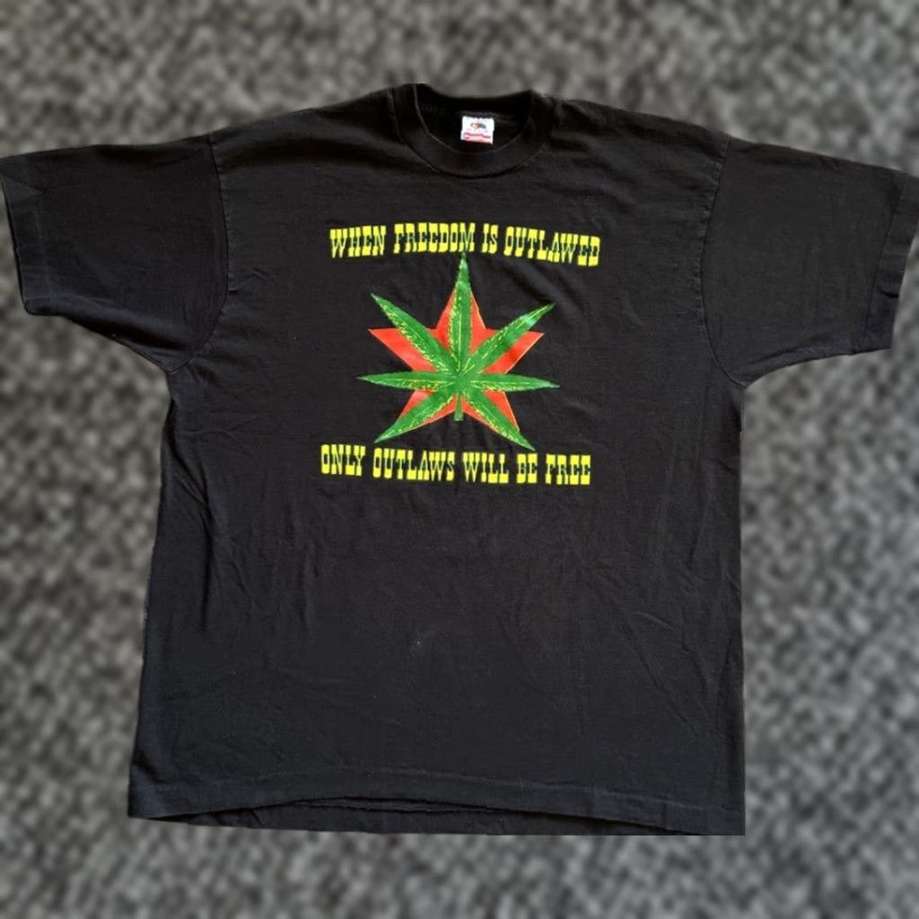 VINTAGE 90a WHEN FREEDOM IS OUTLAWED ONLY OUTLAWS WILL BE FREE WEED T SHIRT XL