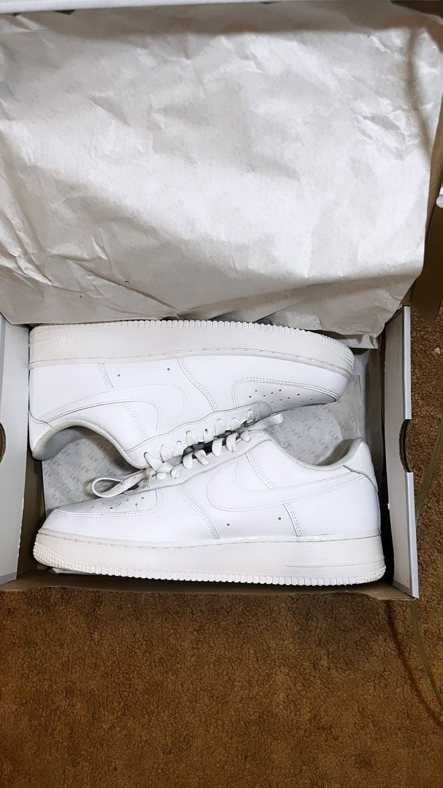Nike Nike Air Force 1 Low ‘07 White Size US 10 / EU 43 - 1 Thumbnail