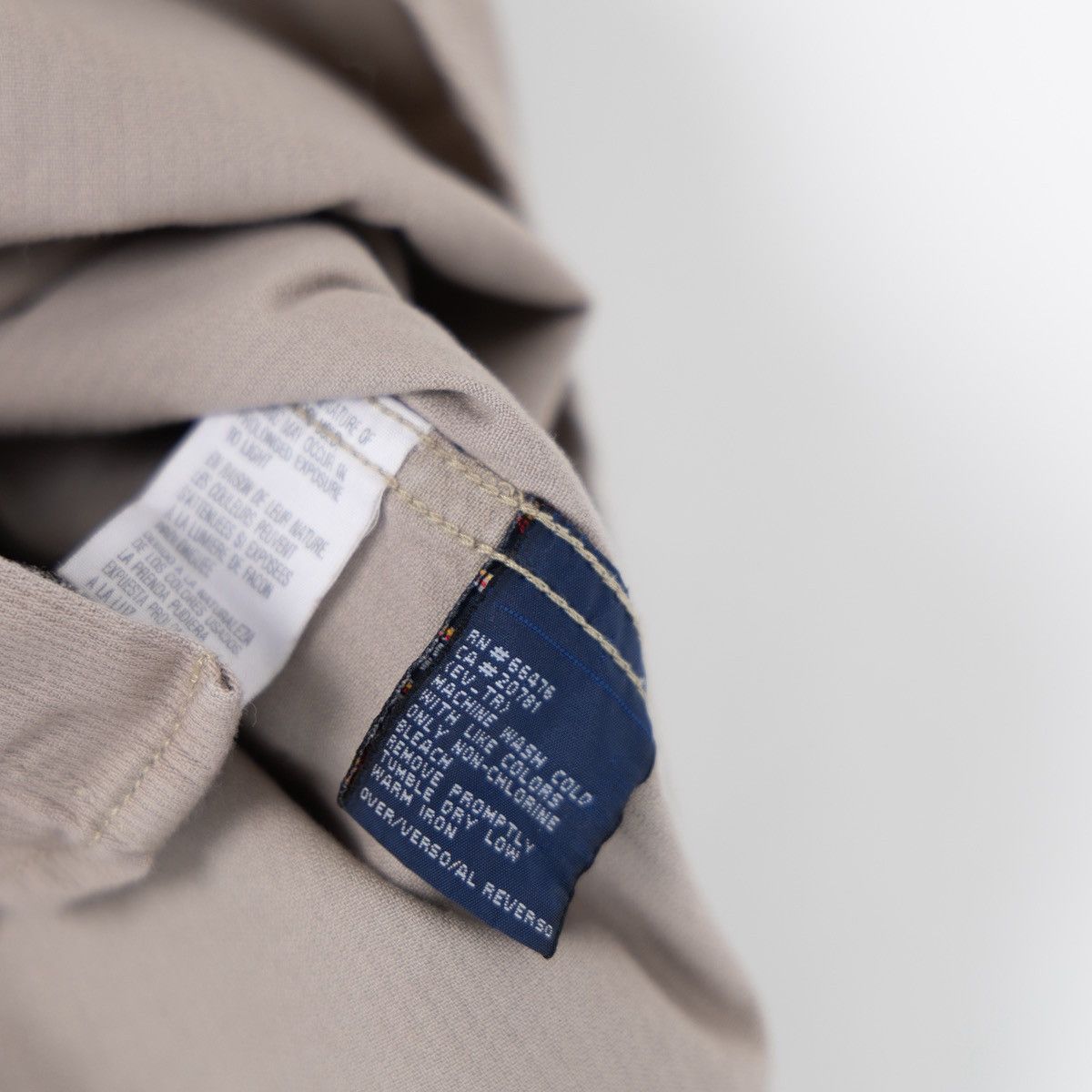 Tommy Hilfiger Tommy Hilfiger Jeans Vintage Corduroy Shirt Beige Button Up Size US S / EU 44-46 / 1 - 8 Thumbnail