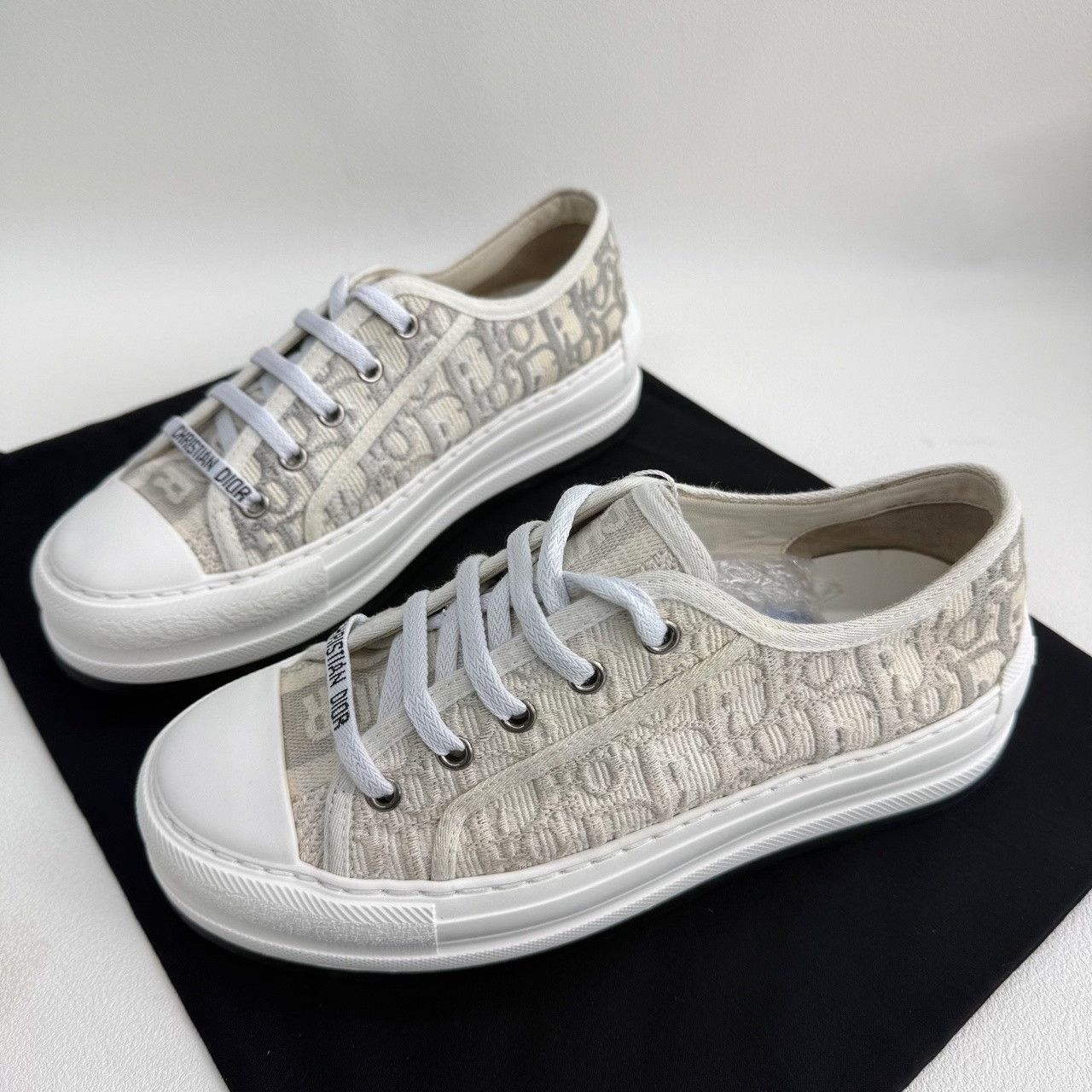 Dior Dior Gray Lowtop Sneakers us_6-5 Women Size US 6.5 / IT 36.5 - 1 Thumbnail