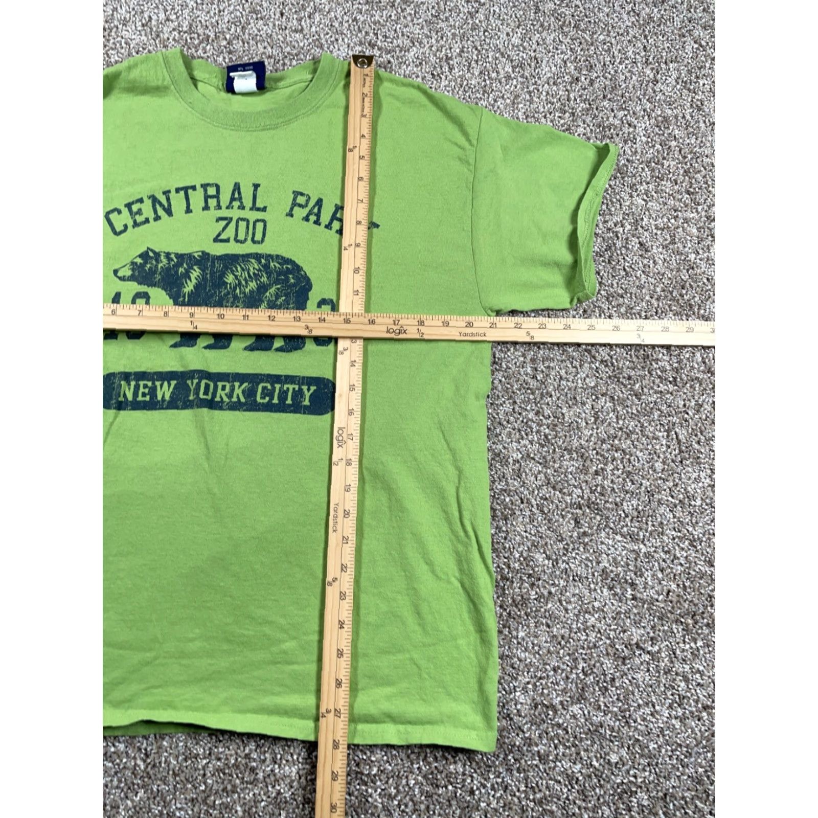 Vintage MV Sport T-Shirt Adult Large Green New York City Central Park Bear Print Mens Size US L / EU 52-54 / 3 - 5 Thumbnail