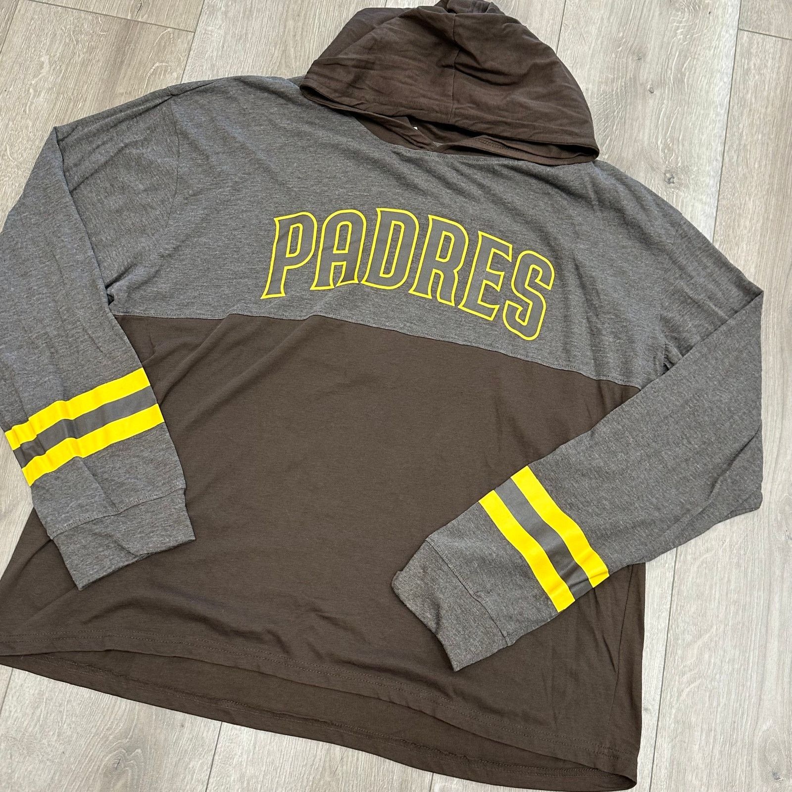 MLB San Diego Padres lightweight hooded long sleeve shirt XL Size US XL / EU 56 / 4 - 2 Thumbnail