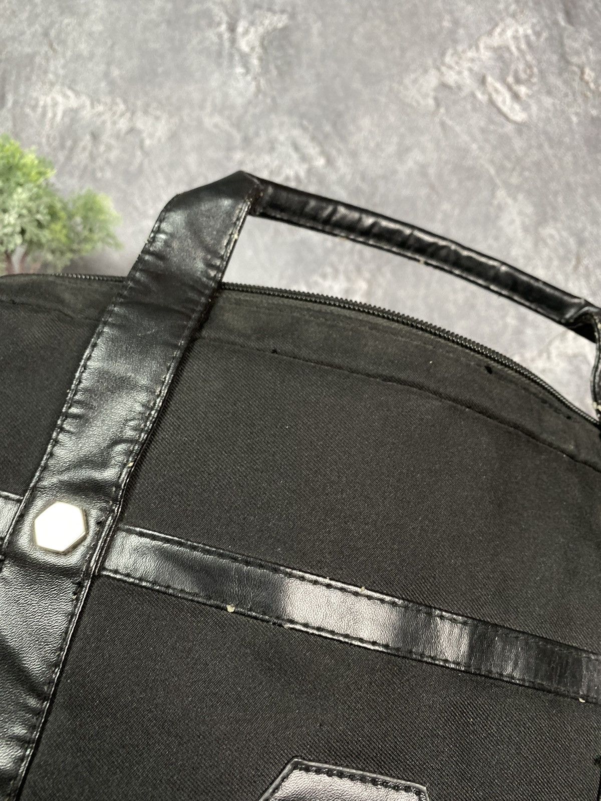 Yves Saint Laurent Yves Saint Laurent Bag Parfums Black Size ONE SIZE - 8 Thumbnail