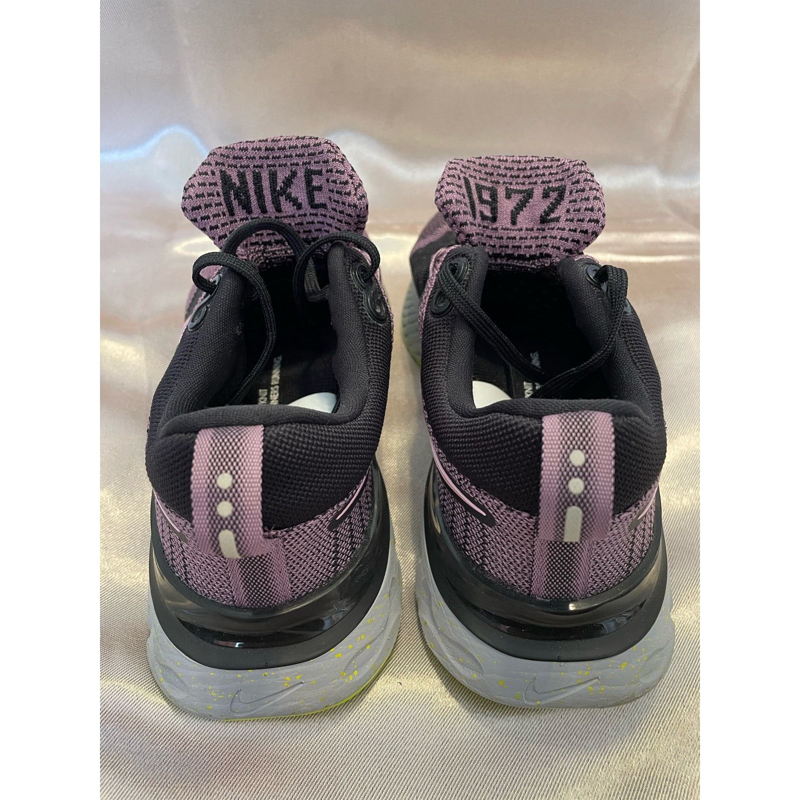 Nike Nike React Infinity Flyknit Purple Women's Sneakers - Size 7 Size US 7 / IT 37 - 2 Thumbnail