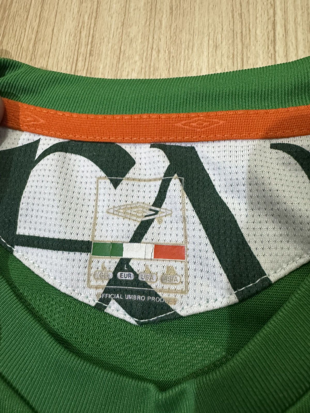 Umbro REPUBLIC OF IRELAND 2006-2008 HOME JERSEY BY UMBRO Size US L / EU 52-54 / 3 - 6 Thumbnail