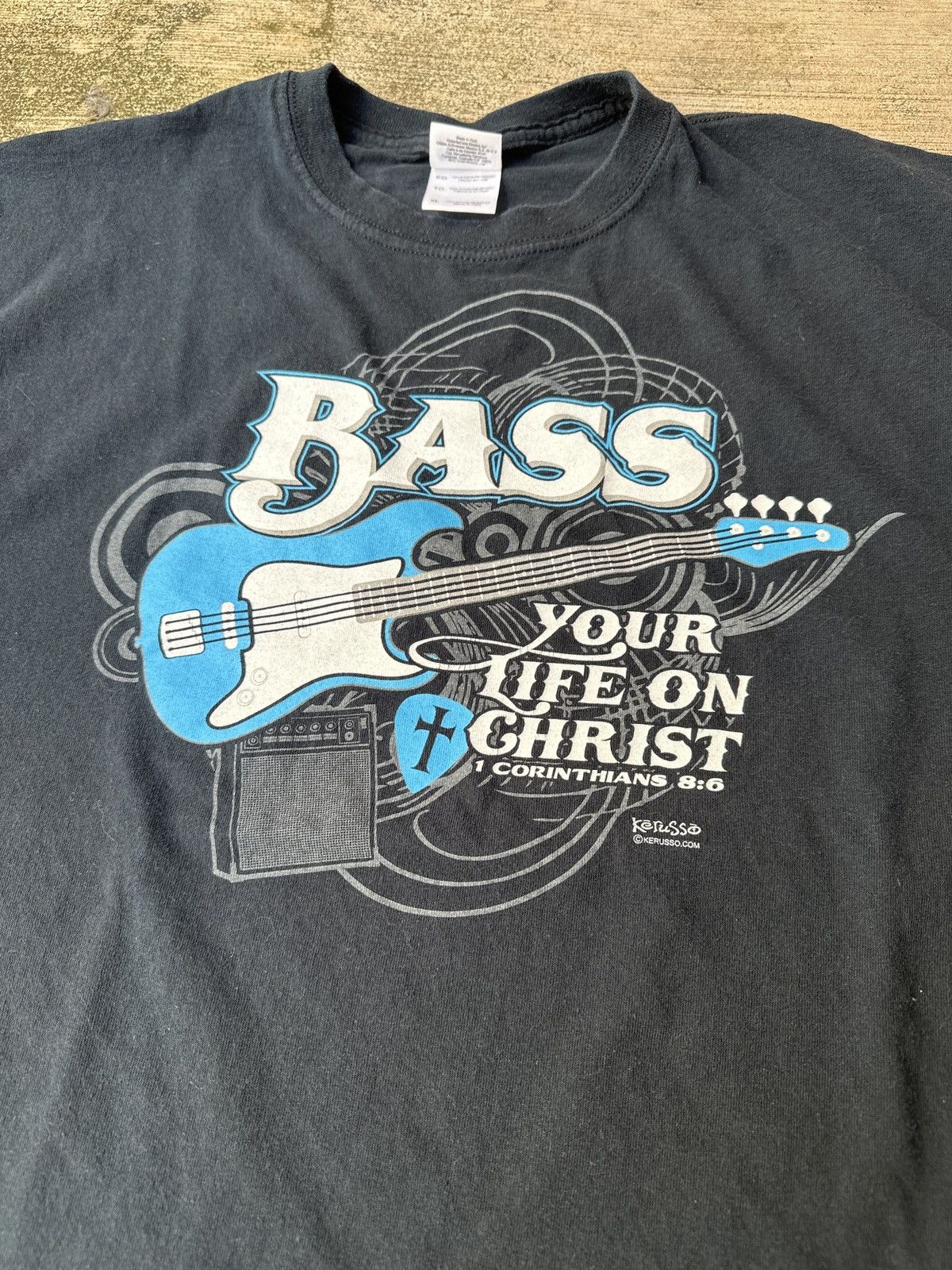 Vintage Y2k 2000s black tribal Guitar Jesus Christ Tshirt XL Size US XL / EU 56 / 4 - 2 Thumbnail