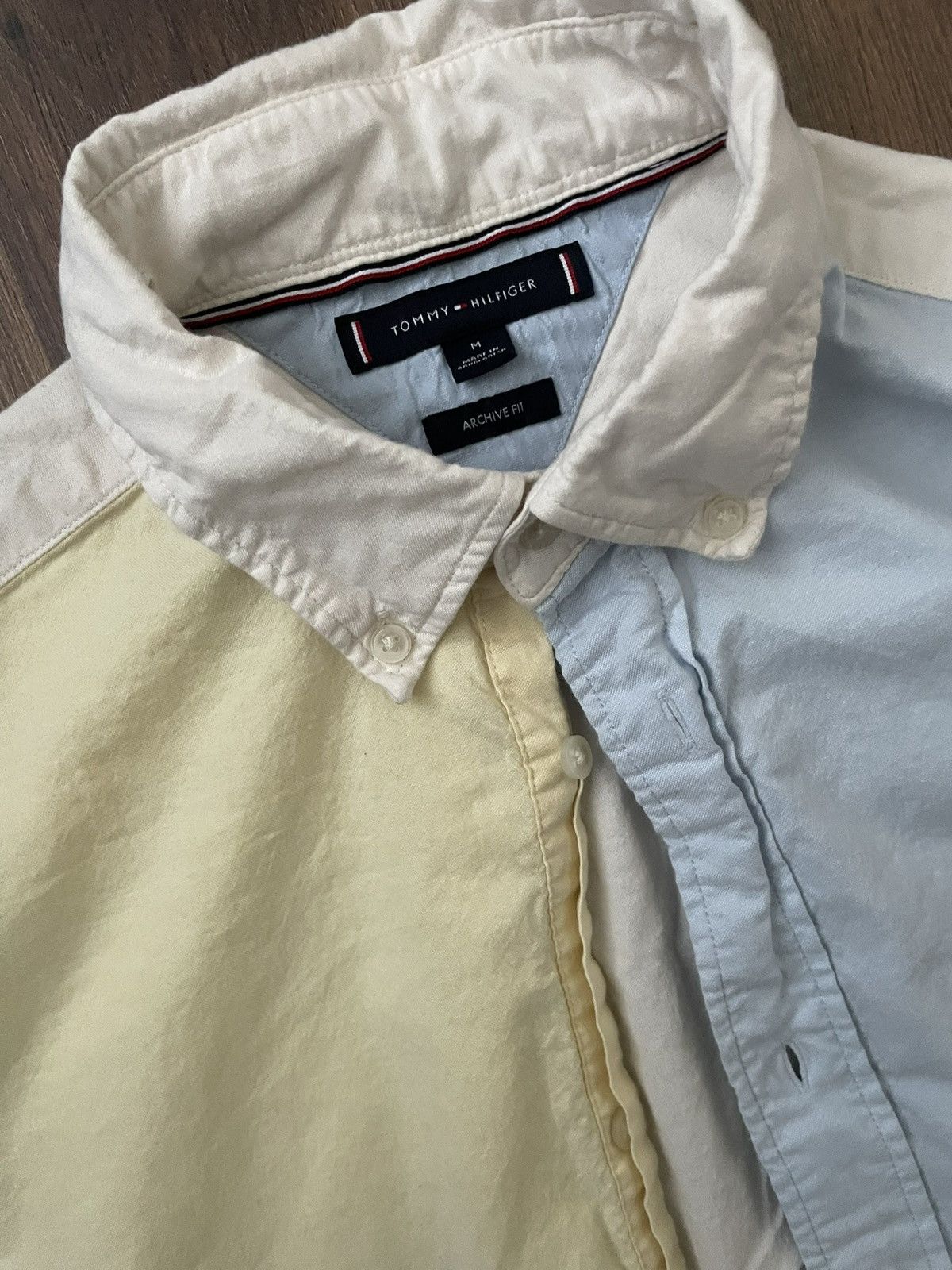 Tommy Hilfiger Y2K Tommy Button Up Size US M / EU 48-50 / 2 - 3 Thumbnail