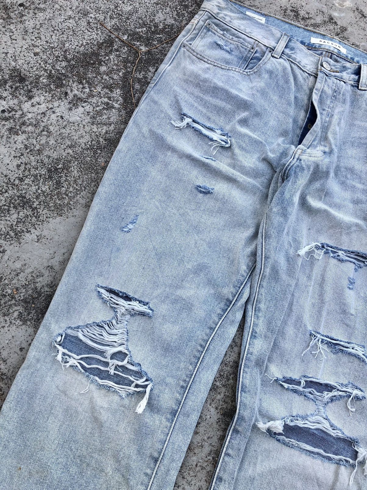Pacsun VINTAGE LOOSE PACSUN DISTRESSED DENIM Size US 35 - 2 Thumbnail