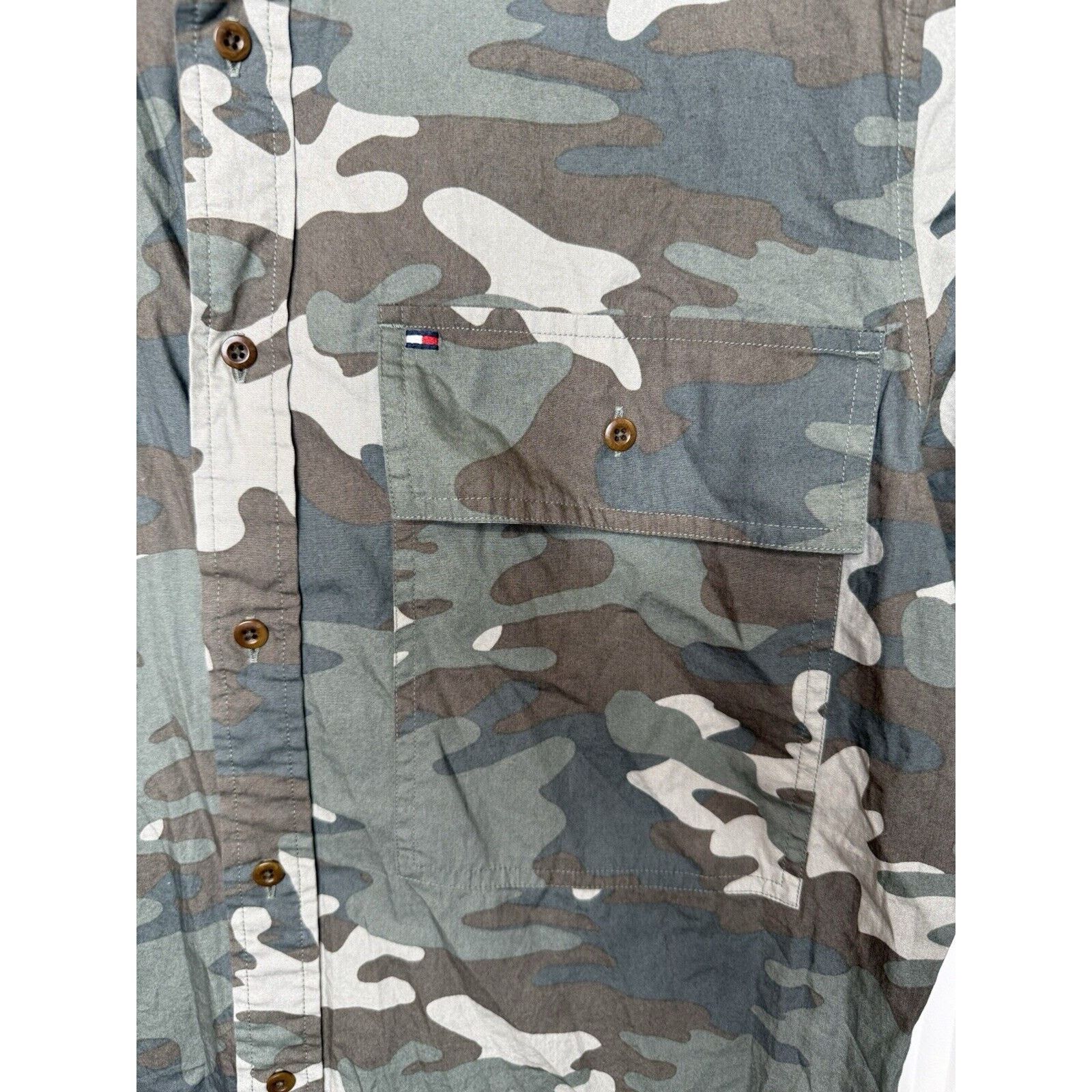 Tommy Hilfiger Tommy Hilfiger Camouflage Shirt Button Down Men’s XL Camo Size US L / EU 52-54 / 3 - 2 Thumbnail