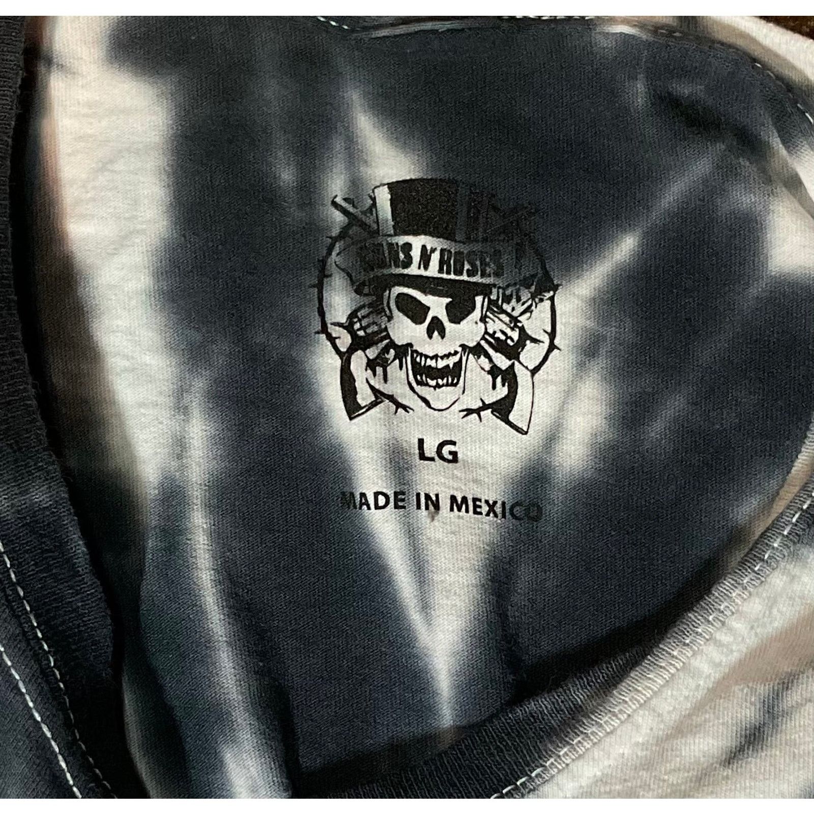 Guns N' Roses 🖤 Guns N' Roses Tie-Dye Skull Cross Tee Size L Size US L / EU 52-54 / 3 - 4 Thumbnail