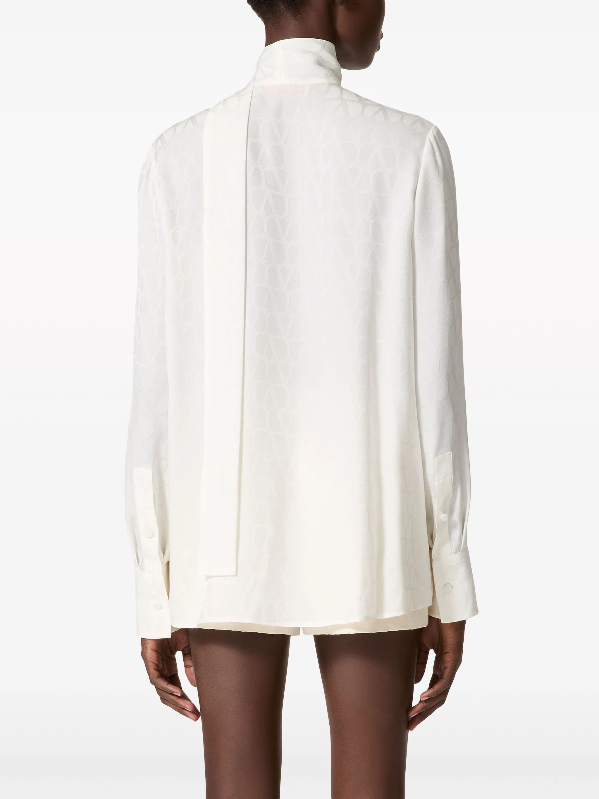 Valentino o1s22i1n0924 Silk Jacquard Toile Iconographe Shirt in White Size S / US 4 / IT 40 - 4 Thumbnail